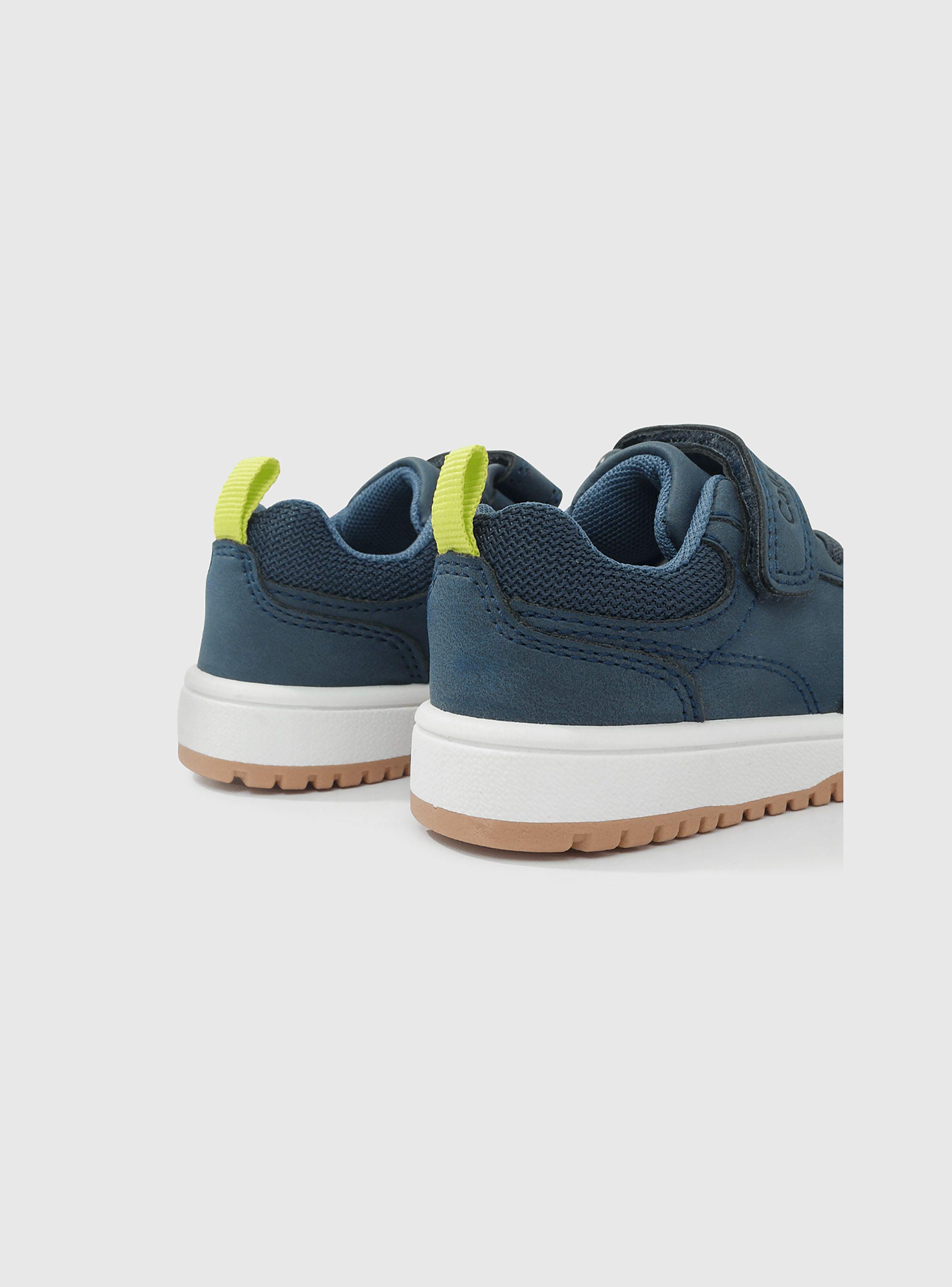 Zapatilla urbana Azul de Niño (21 a 27)-4