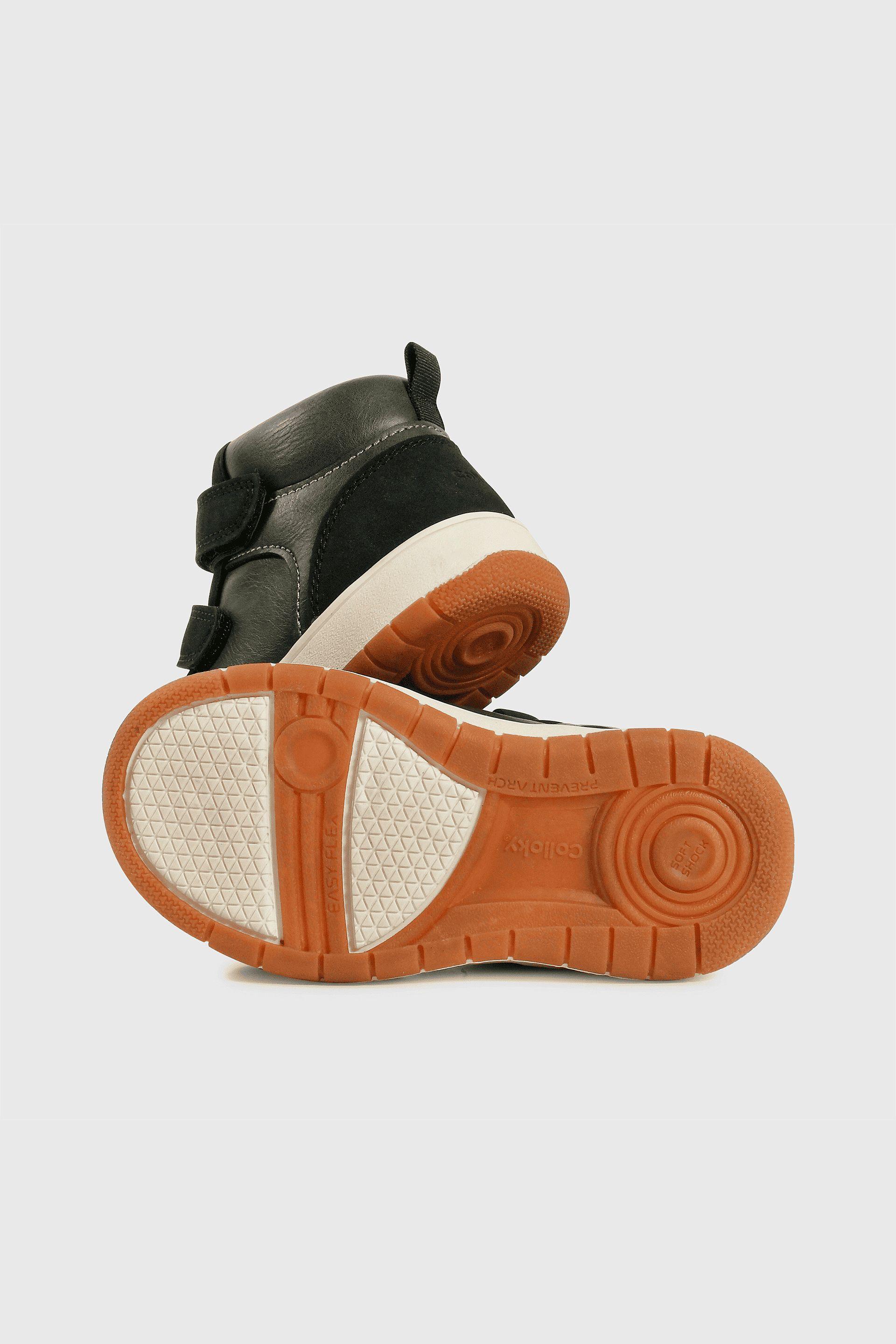 Botín Colección Negro de Niño con Velcro Talla 21 al 27 5202-2