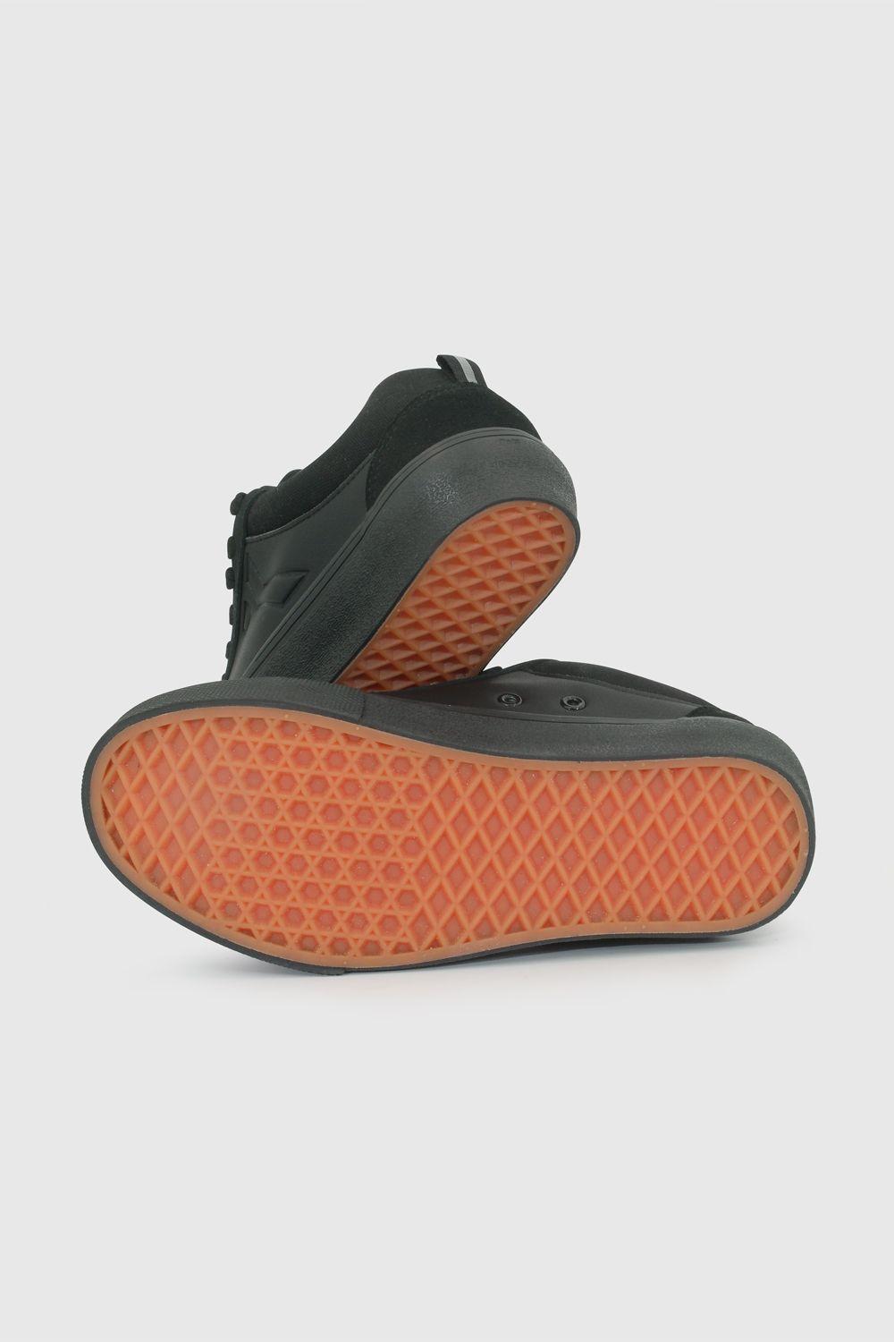 Zapato Escolar de Niño Negro capellada de cuero caña baja-3