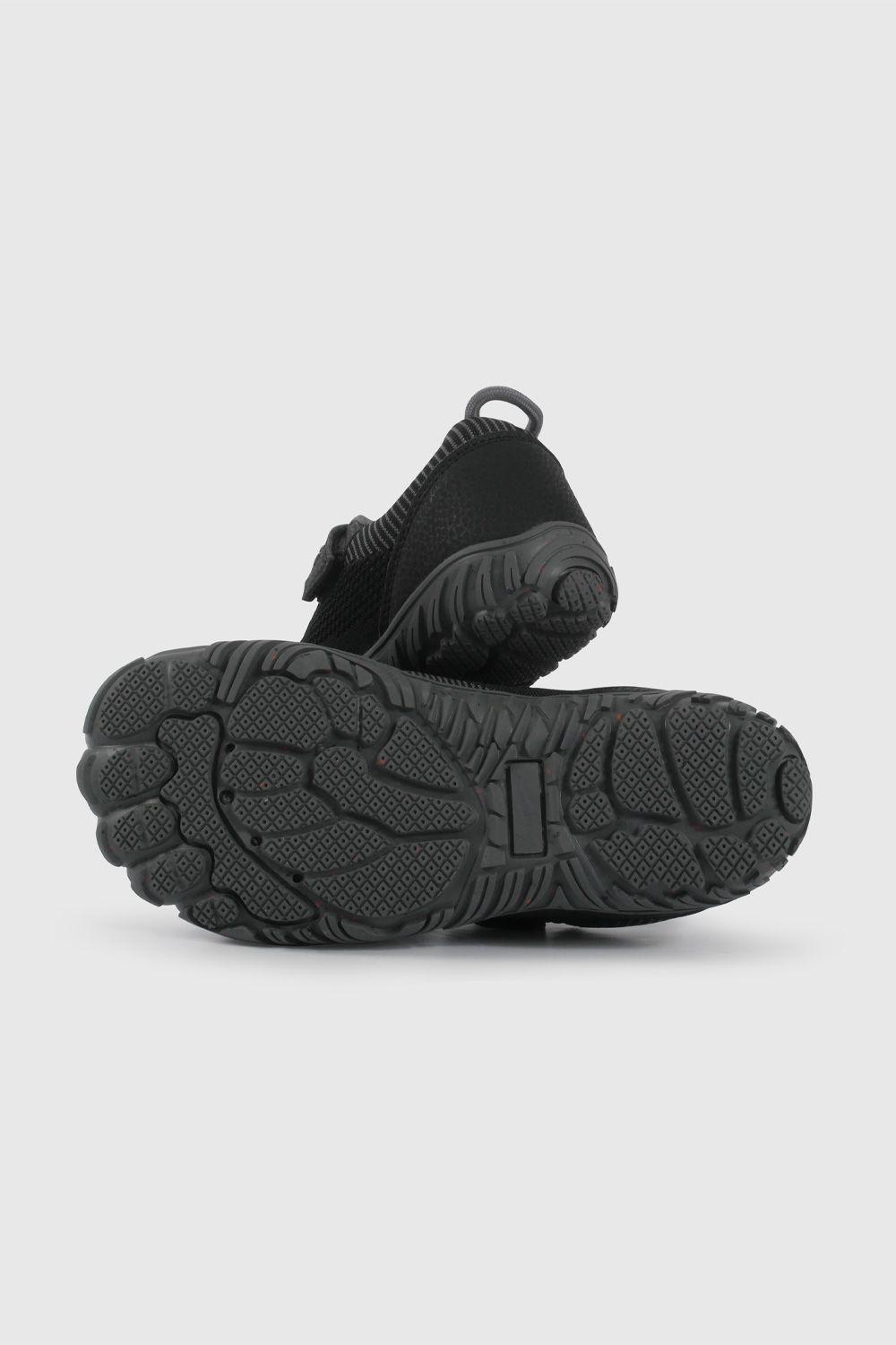 Zapatilla Outdoor Flexible Negra 58130301V26-2