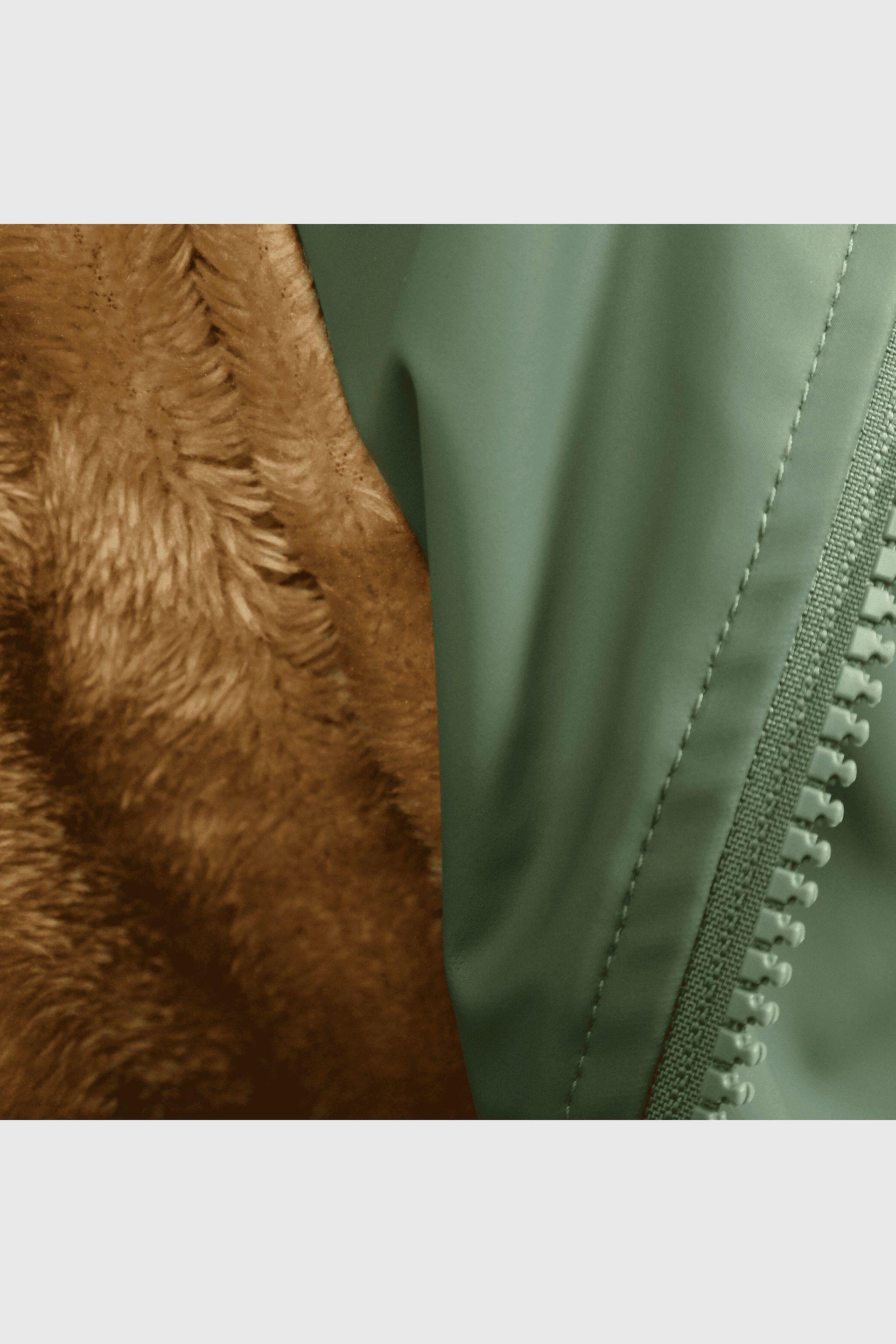 Chaqueta Engomada y con Forro Gris-3
