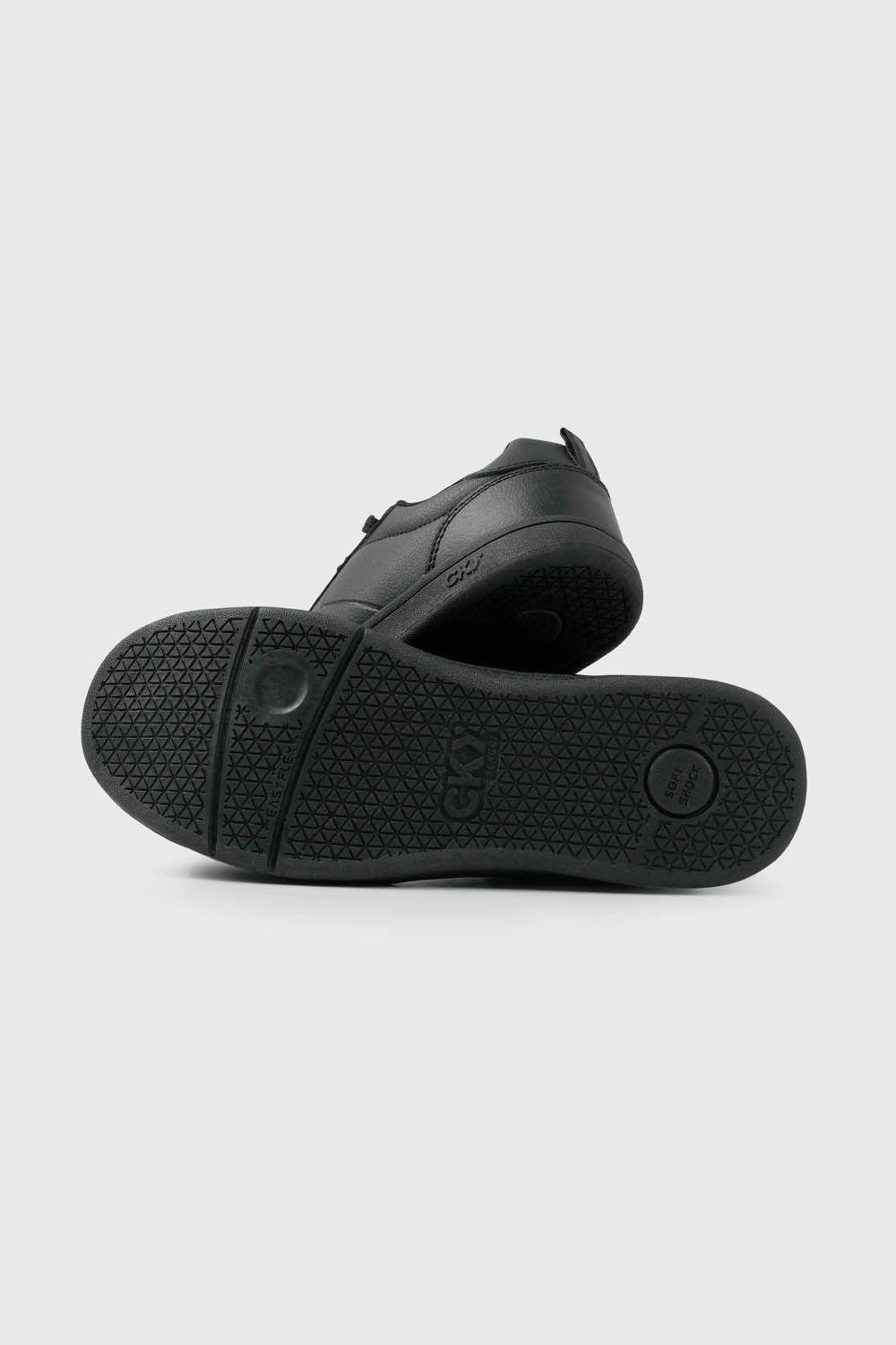 Zapatilla Escolar Negra con Cordón Unisex-2