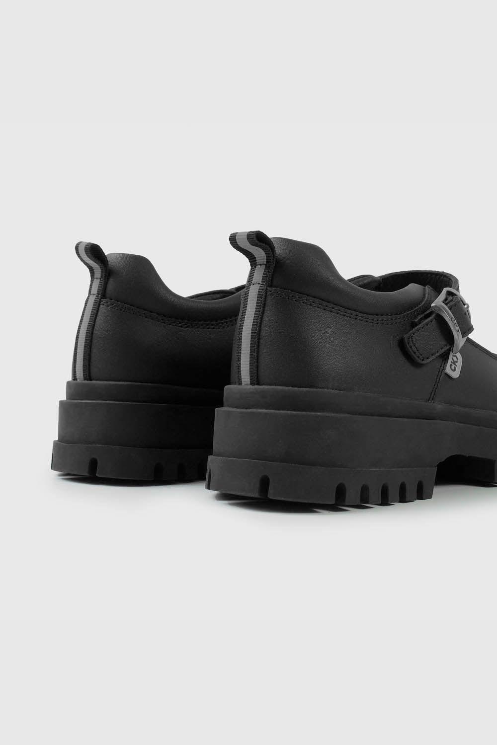 Reina Escolar Negra de Cuero con Plataforma y Hebilla Niña-4