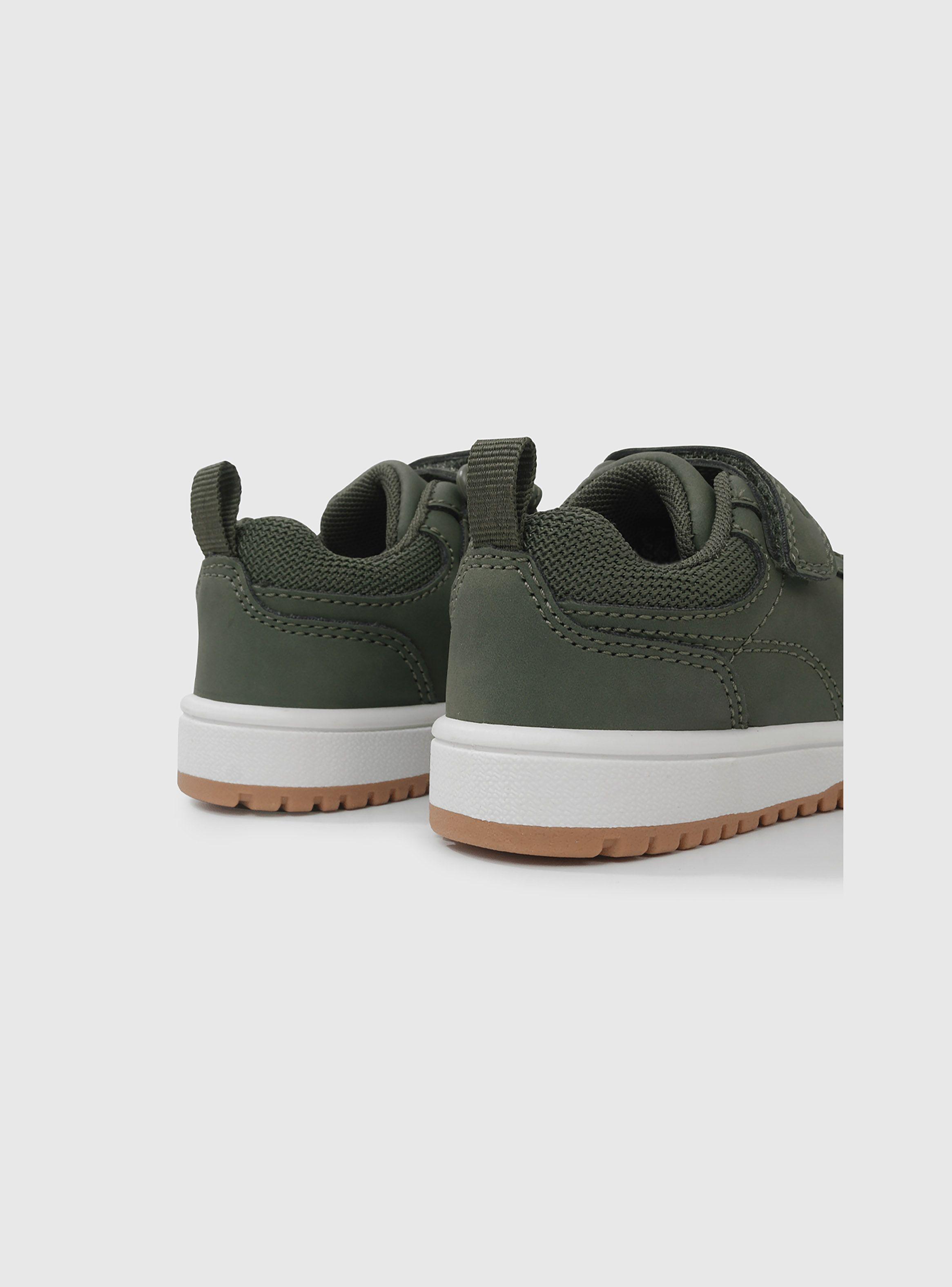 Zapatilla urbana Verde de Niño (21 a 27)-4