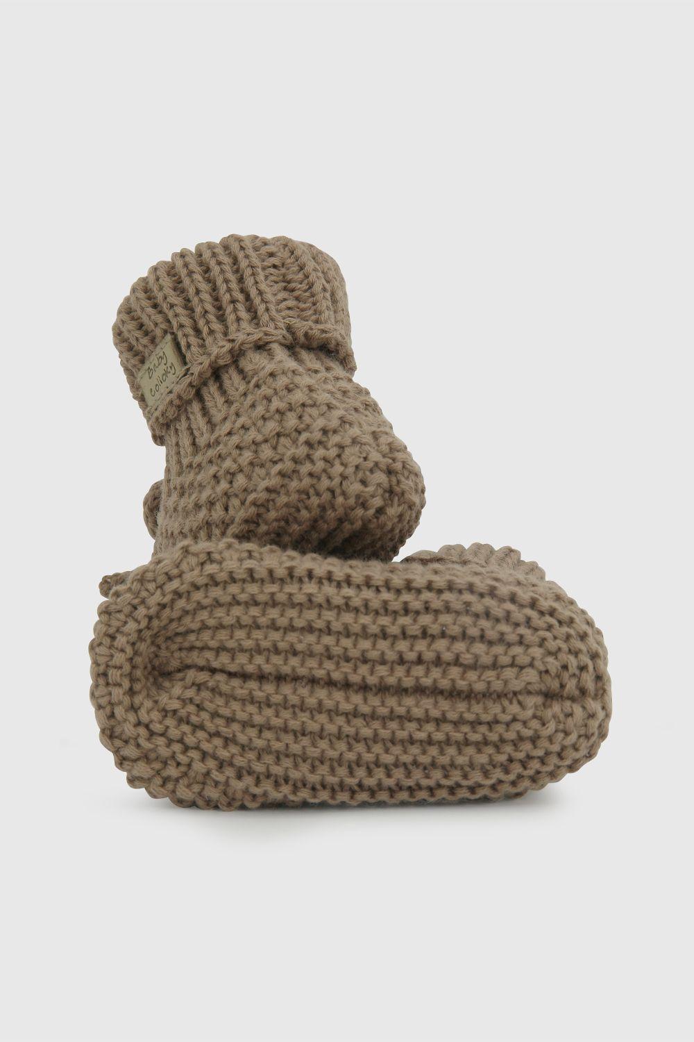 Pantufla Café Tejida Con Sonajero Reno 19090360V26-3