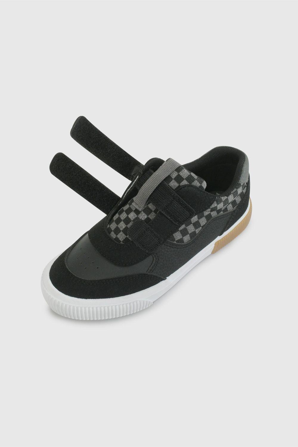 Zapatilla Urbana Negra con Cuadros 57210201V26-5