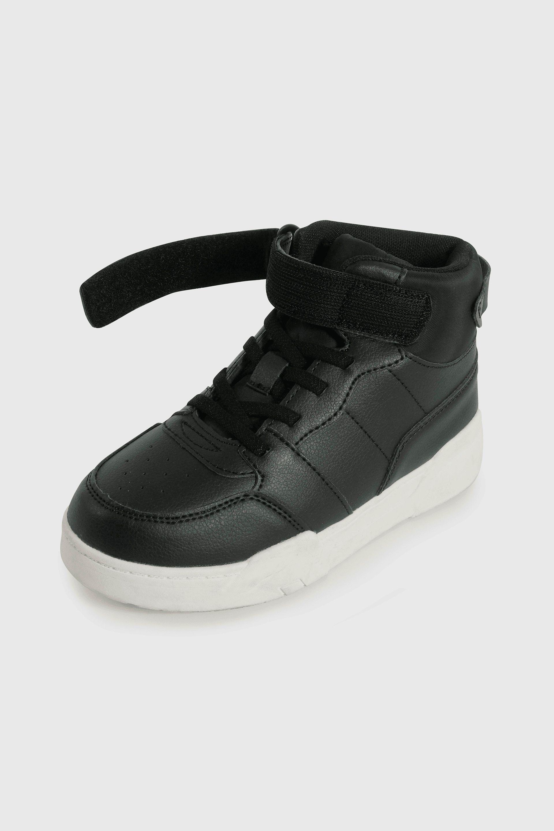 Zapatilla Lifestyle Negra de Niño-5