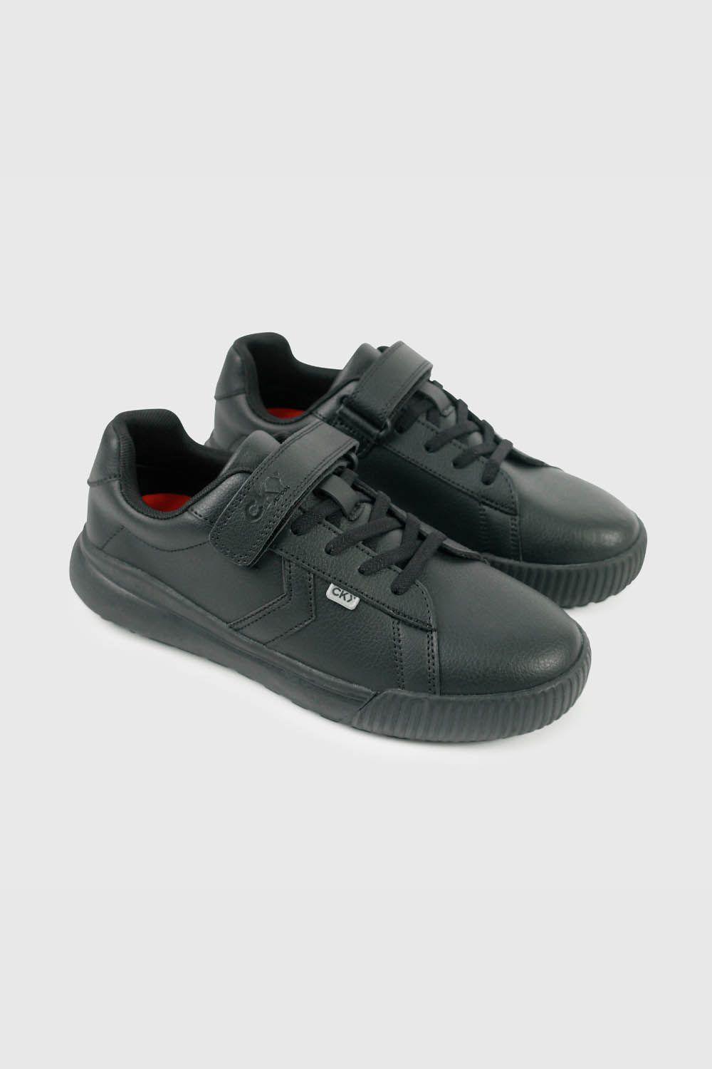Zapatilla Escolar Negra para niño con Velcro Senior-0