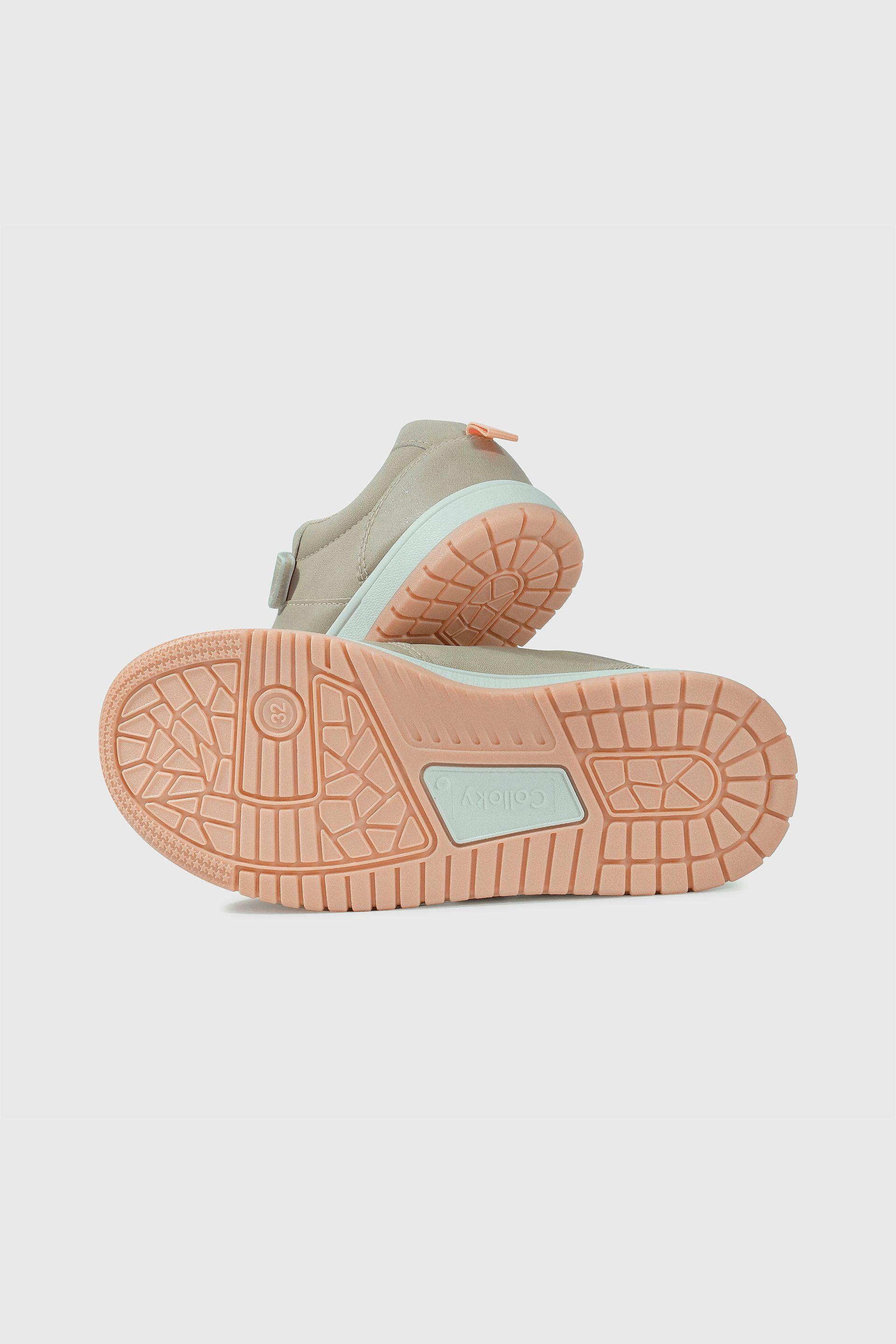 Zapatilla Lifestyle Beige de Niña-2