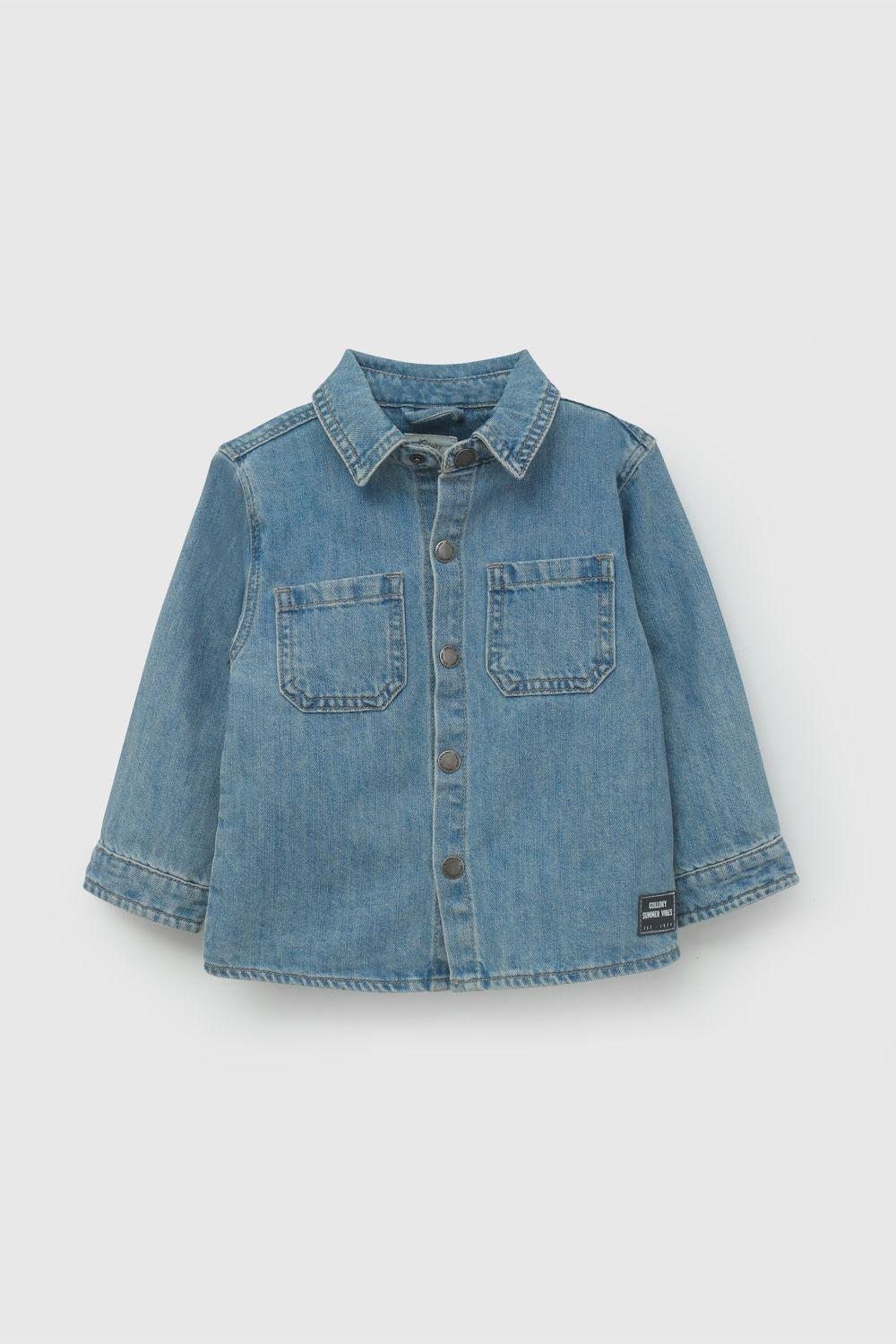 Sobre camisa Celeste Con Gorro De Niño SMME0340V26-0