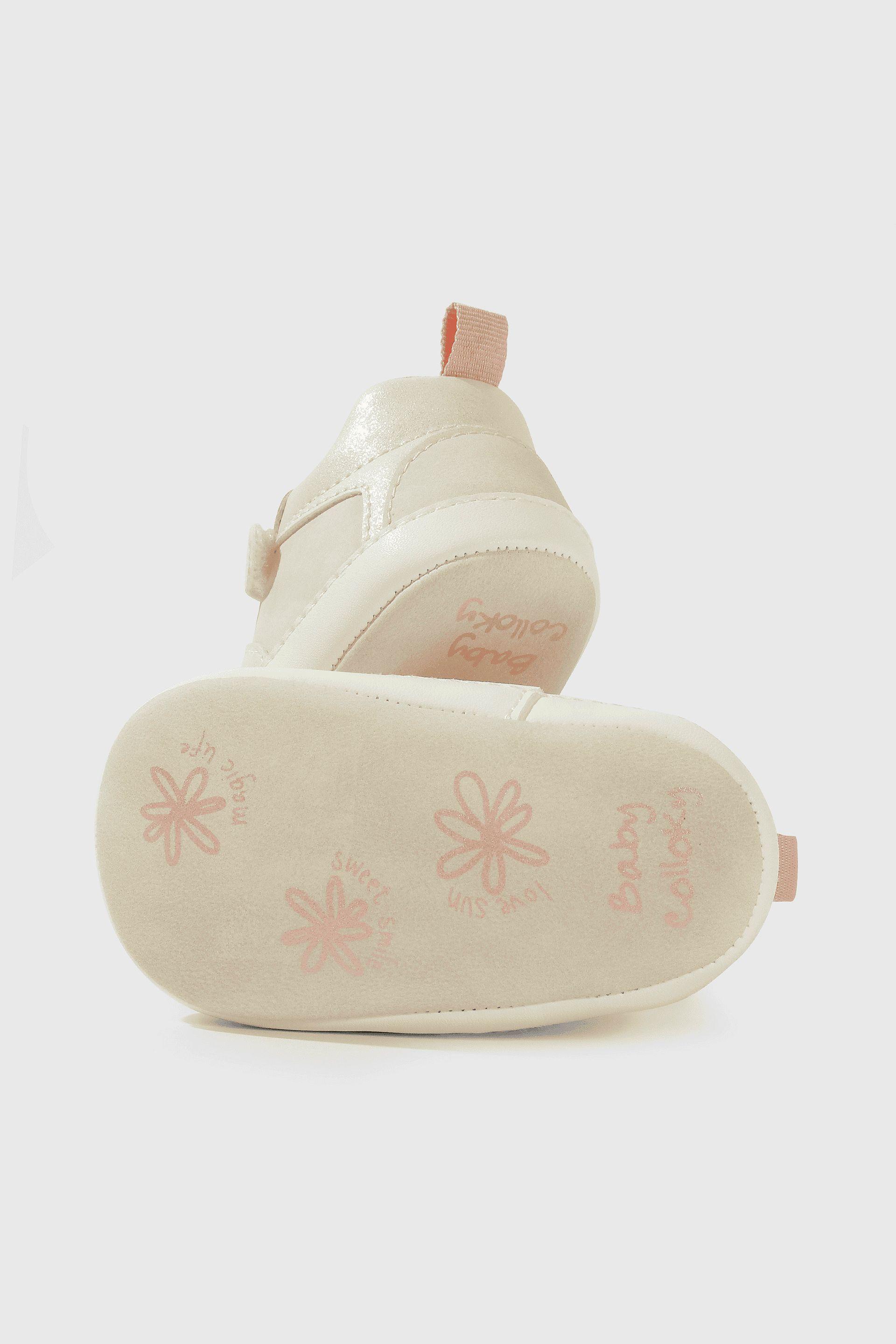 Zapatilla Dorada de Niña-2