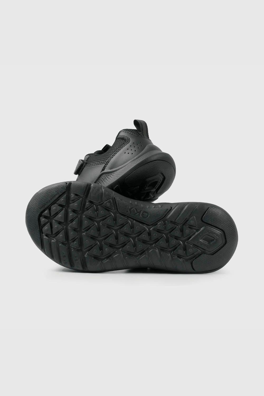 Zapatilla Escolar Negra Unisex con Velcro Junior 2898-2