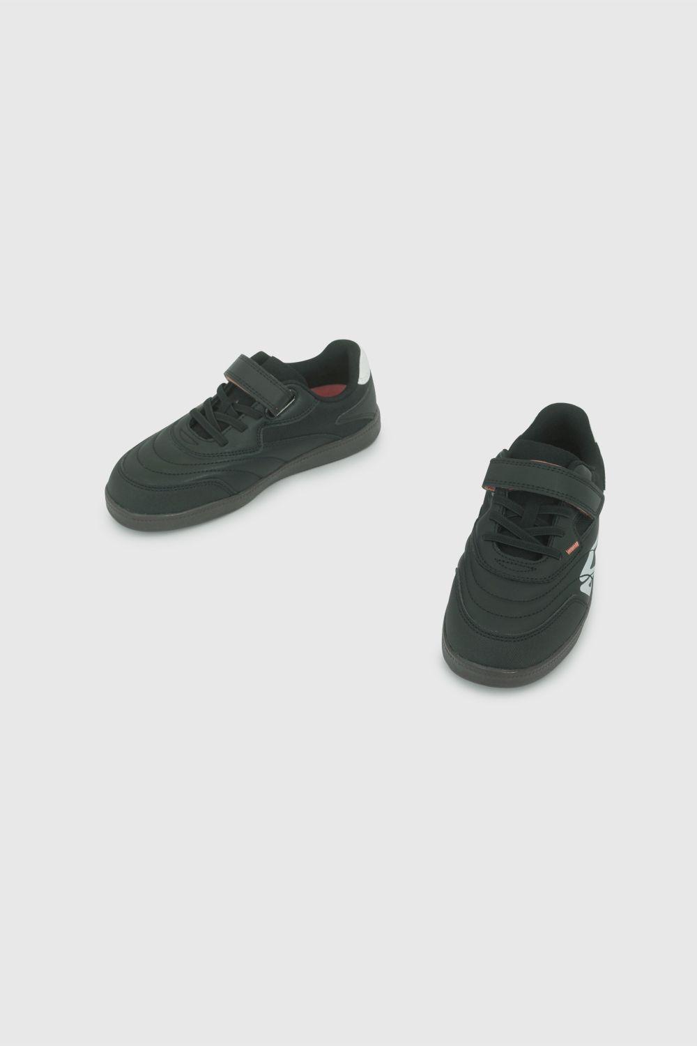 Zapatilla De Futbol Negra  58690201V26-3