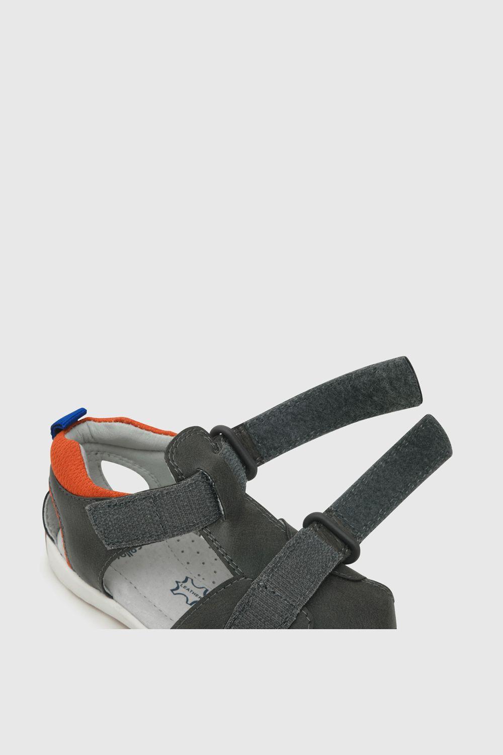 Sandalia Gris de Niño-3