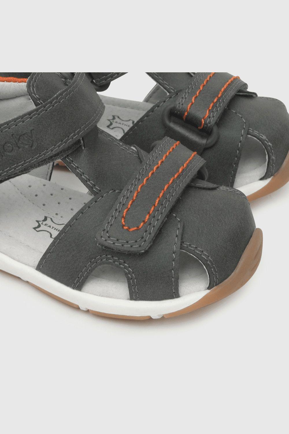 Sandalia Gris de Niño-4