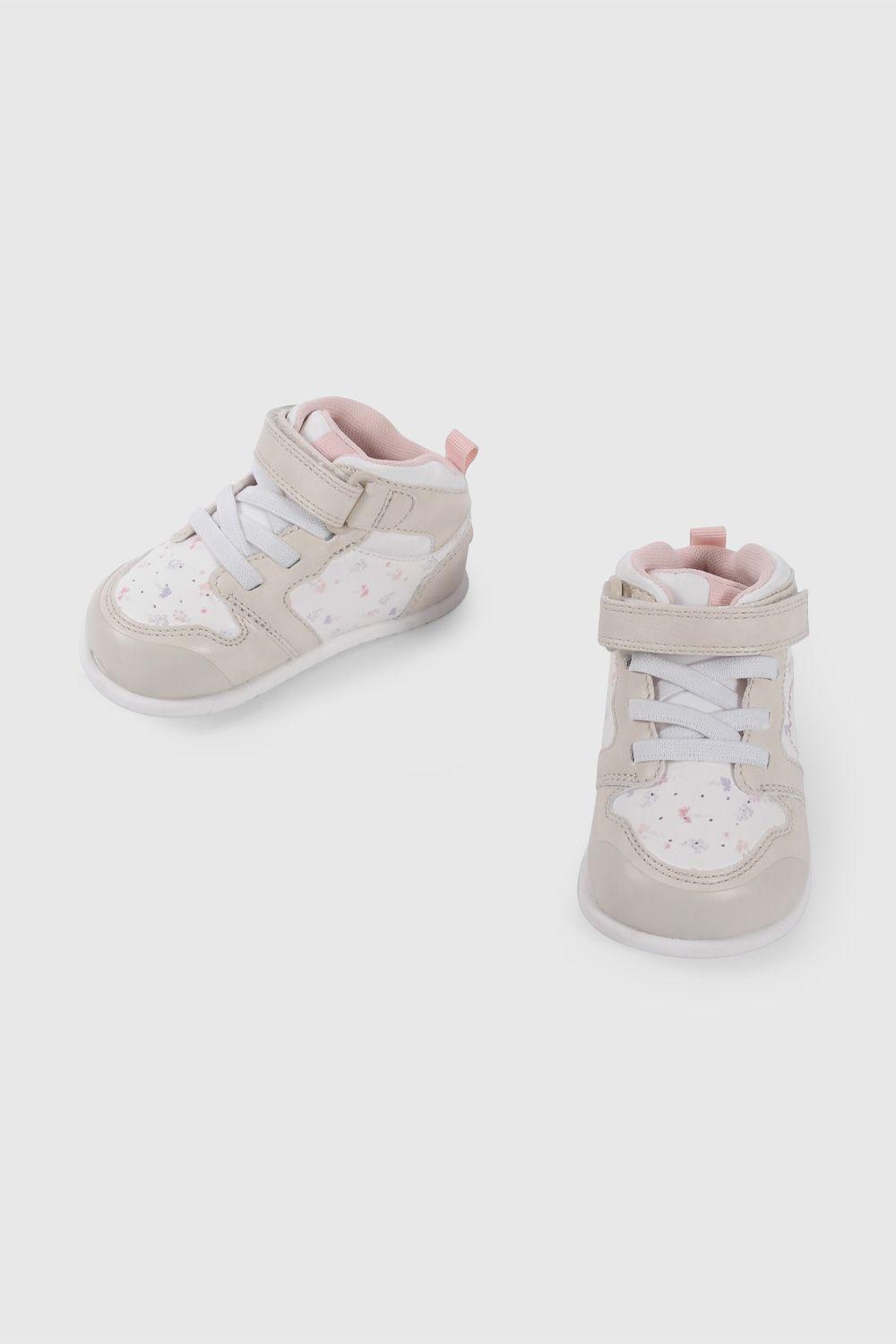 Zapatilla Urbana Beige Con Flores Caña Media  37000298V26-3