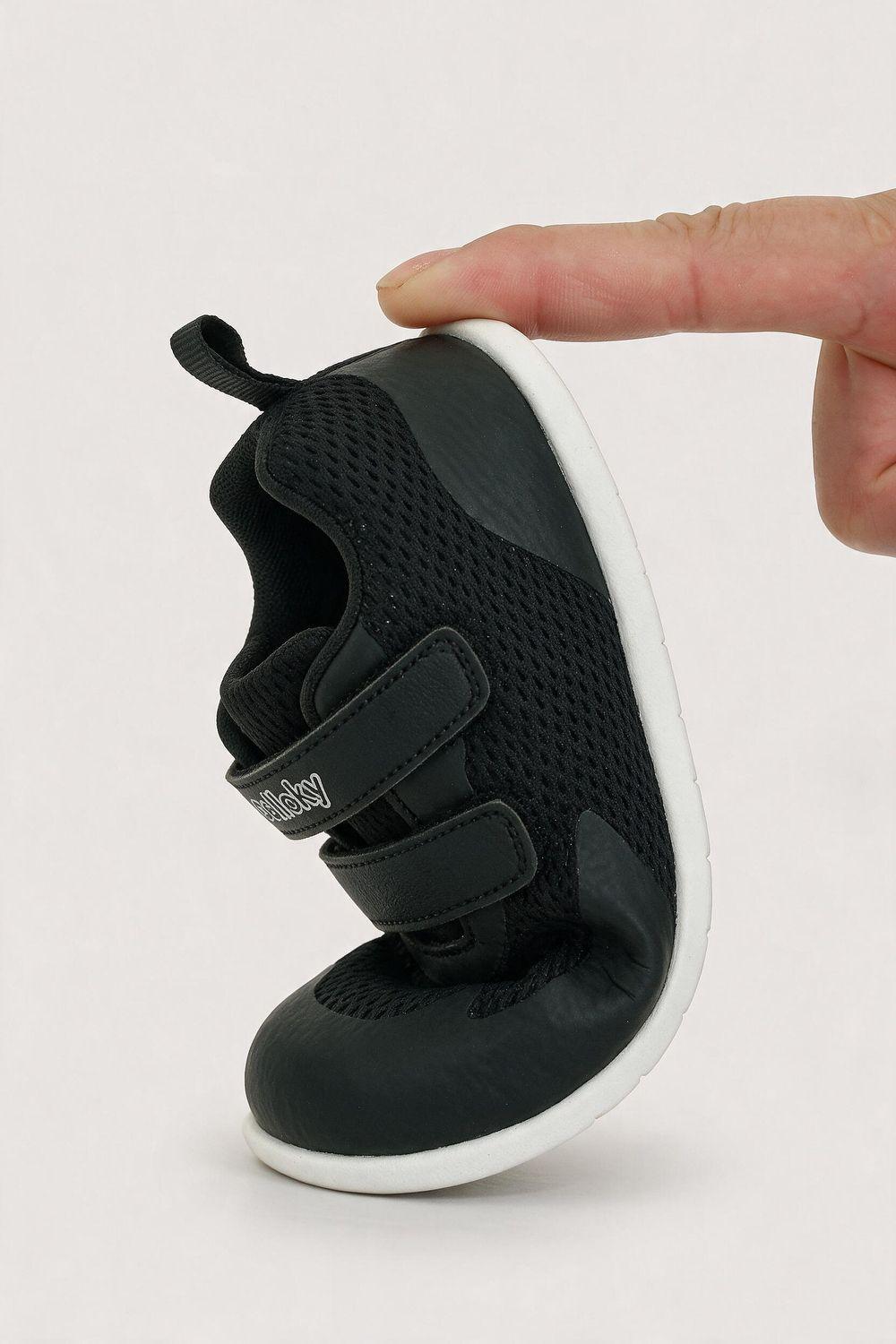 Zapatilla Sport Negra Niño 18-21 Colloky-4