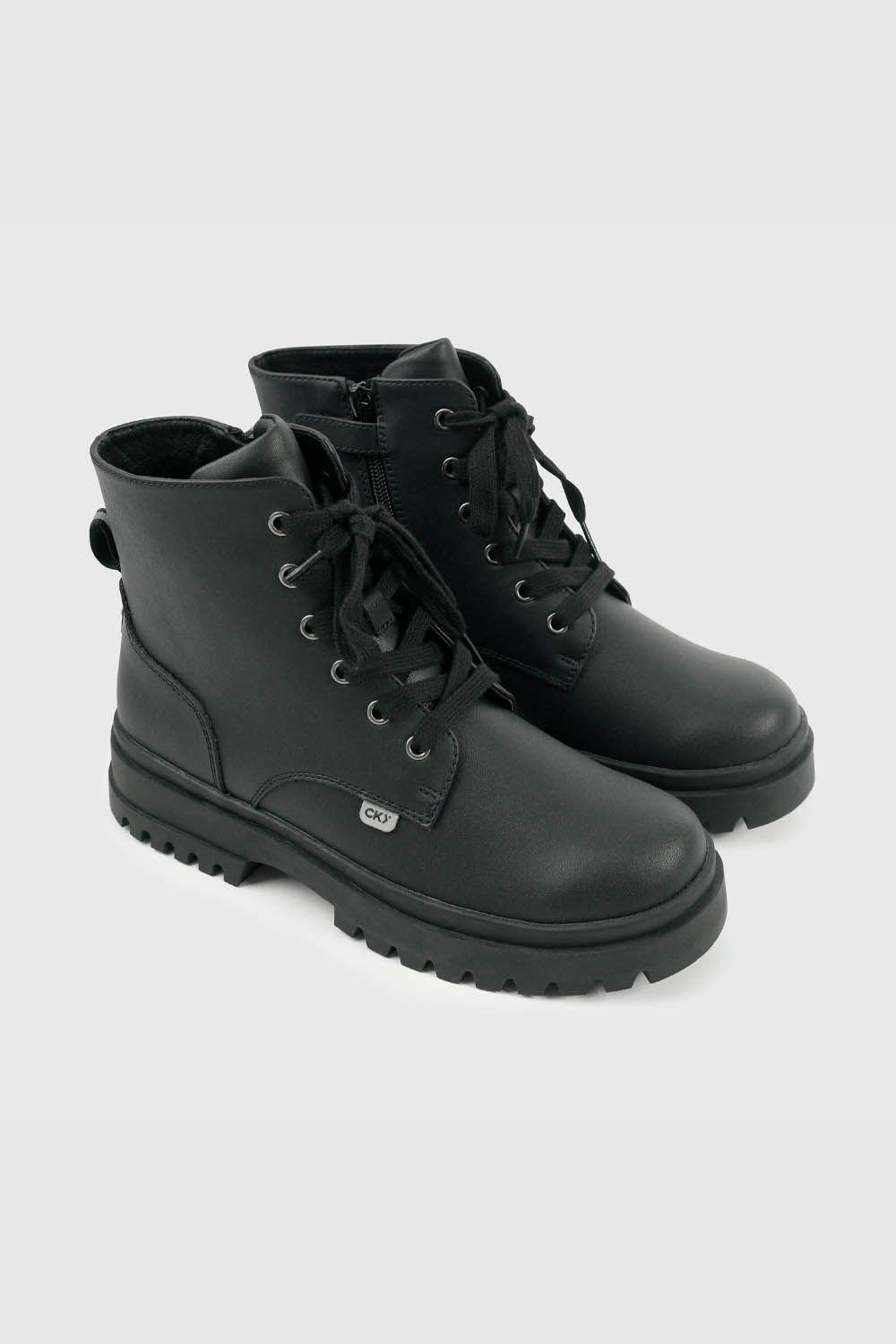 Botín Escolar Negro con Plataforma y Cordones Niña-0