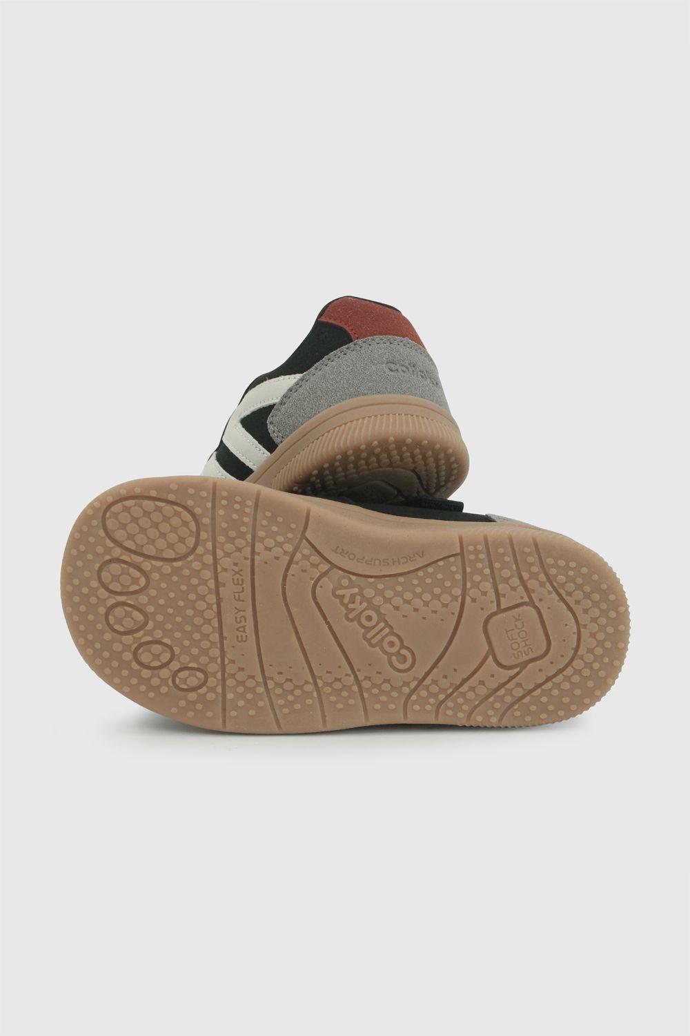 Zapatilla urbana niño caminante negra 21-27-2
