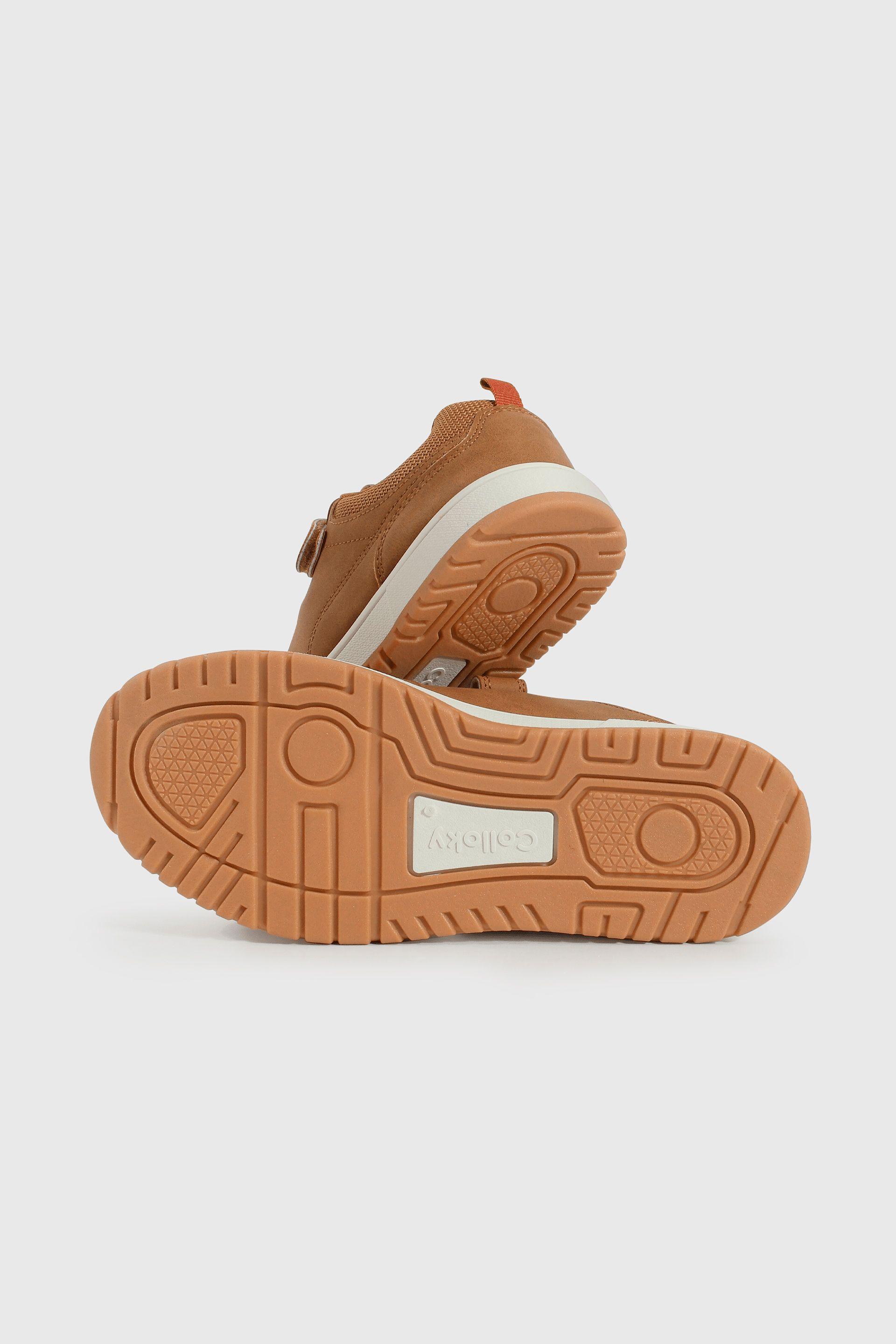 Zapatilla Lifestyle de Niño Café Caña Baja con Velcro y Cordón-2