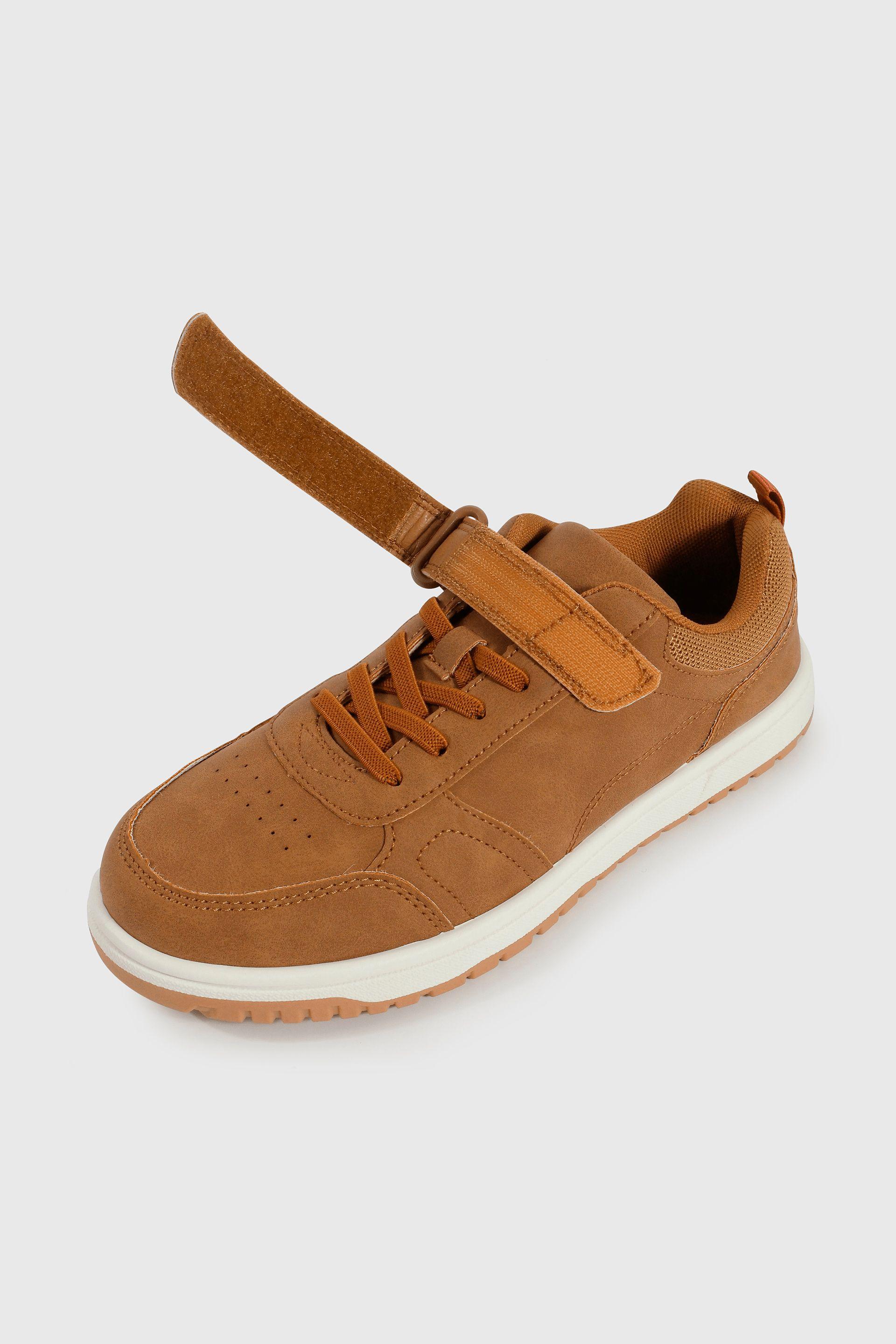 Zapatilla Lifestyle de Niño Café Caña Baja con Velcro y Cordón-5