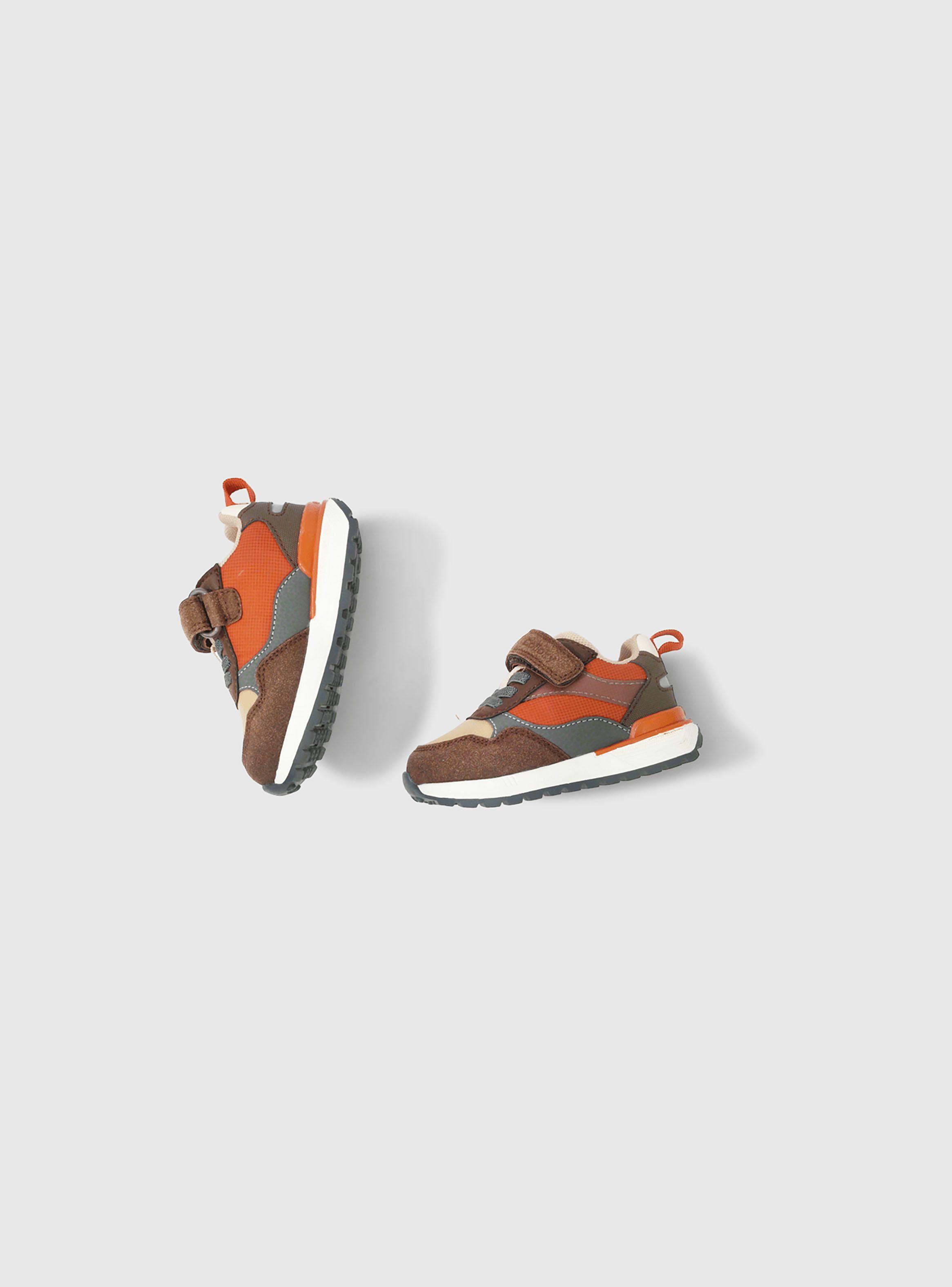 Zapatilla urbana Niño Único Color 53203 Colloky-3