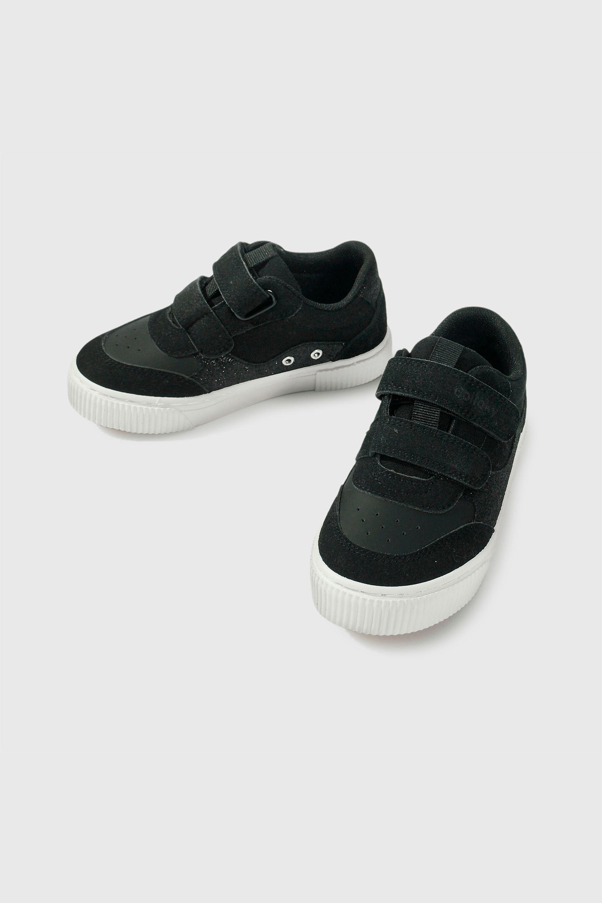 Zapatilla Lifestyle Negra de Niña-3