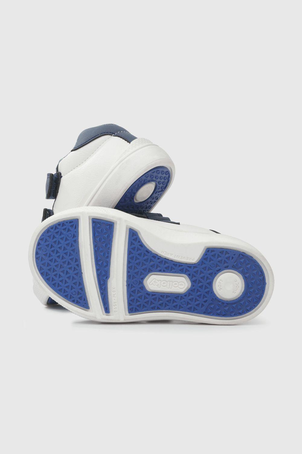 Zapatilla urbana Blanca de Niño (18 a 21)-2