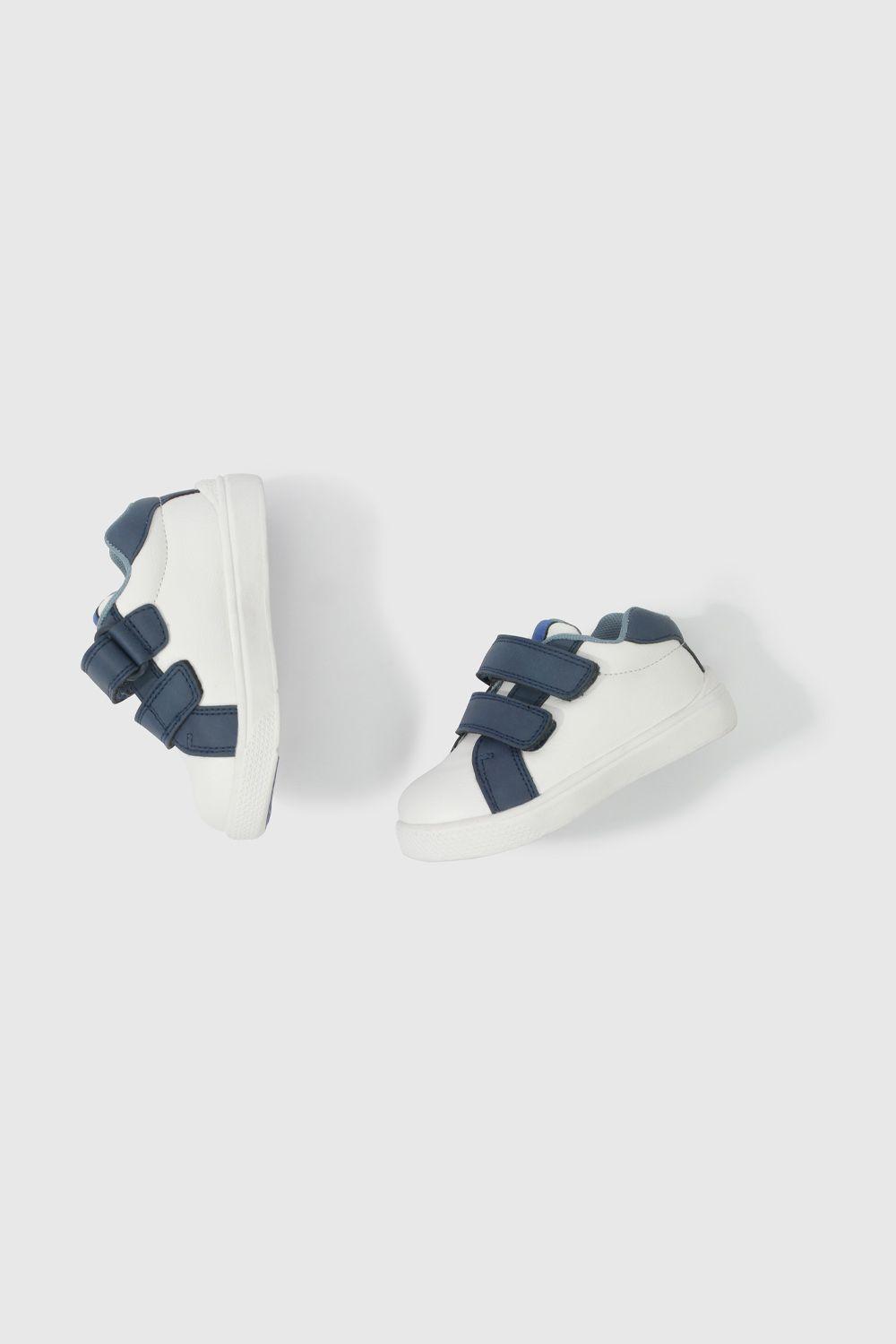 Zapatilla urbana Blanca de Niño (18 a 21)-3