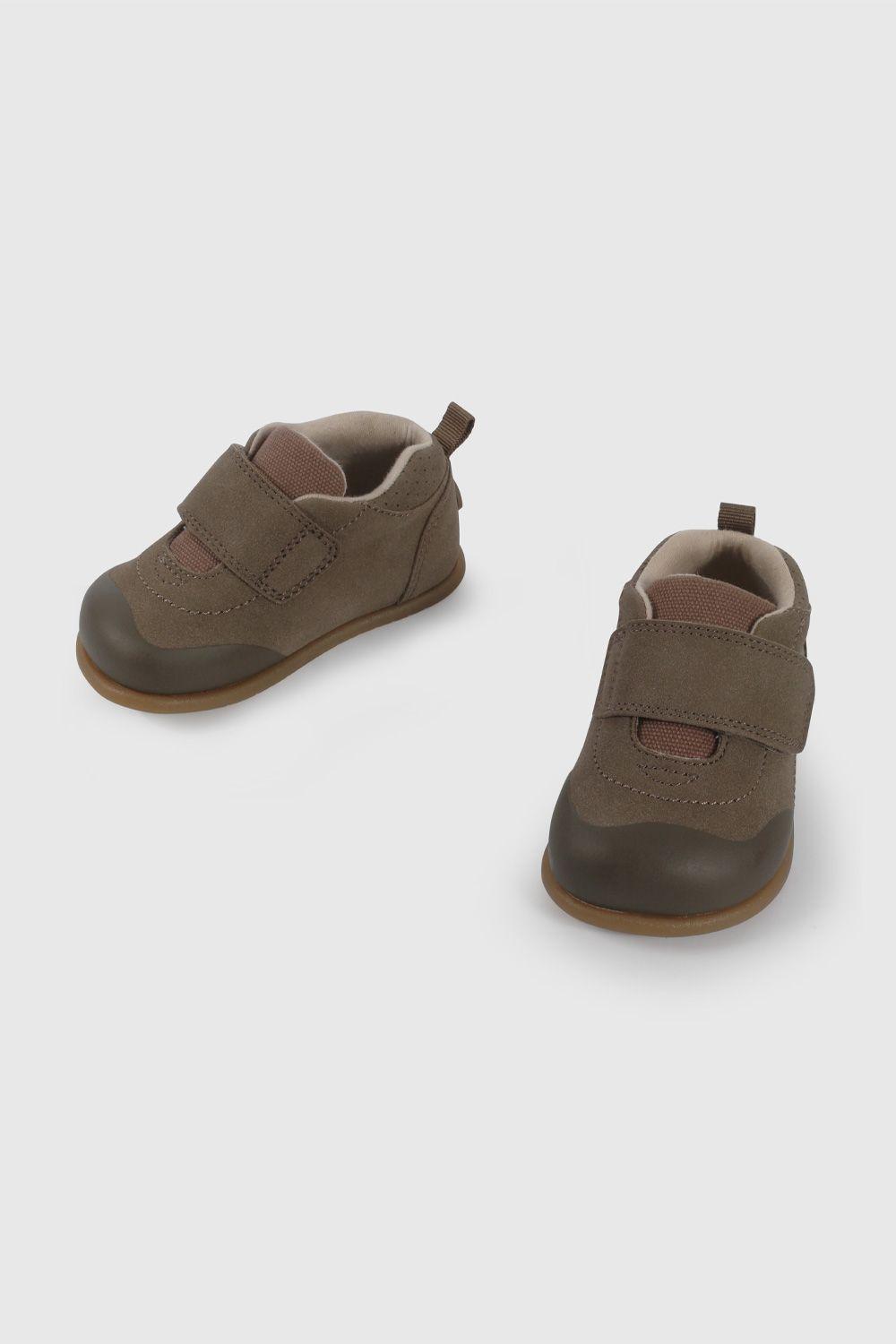 Zapato de Vestir Café 31010260V26-3