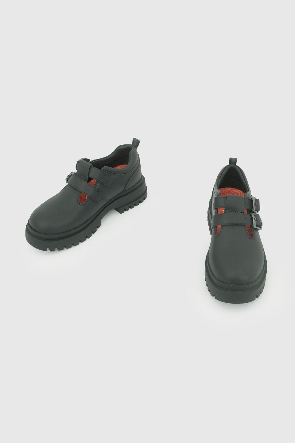 Zapato Escolar de Niña Negro capellada de cuero y hebilla-4