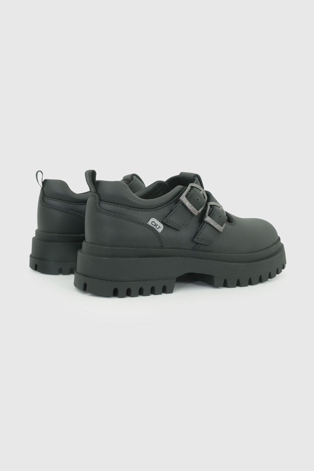 Zapato Escolar de Niña Negro capellada de cuero y hebilla-5