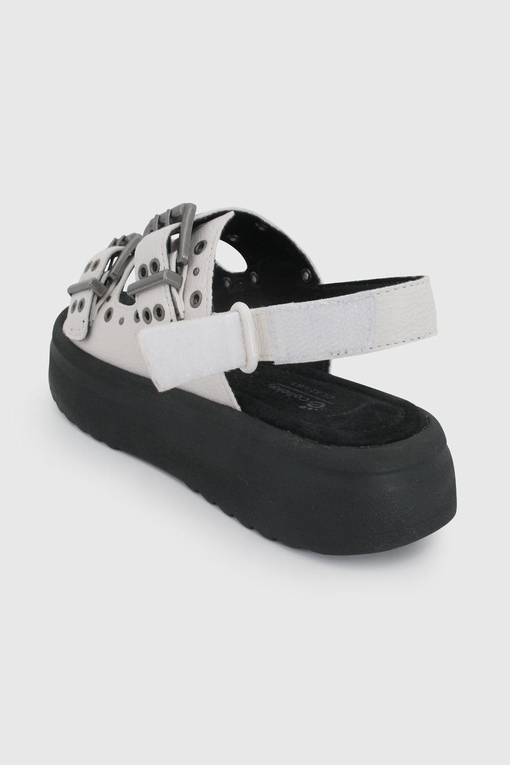 Sandalia Blanca con Plataforma y Tachas 53140210V26-5