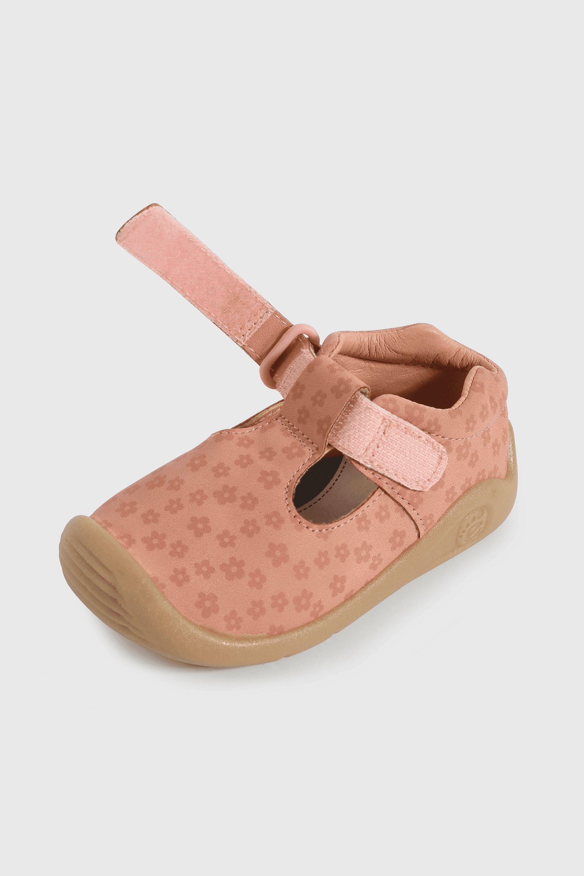 Zapatos rosados para niña, perfectos para sus primeros pasos-5