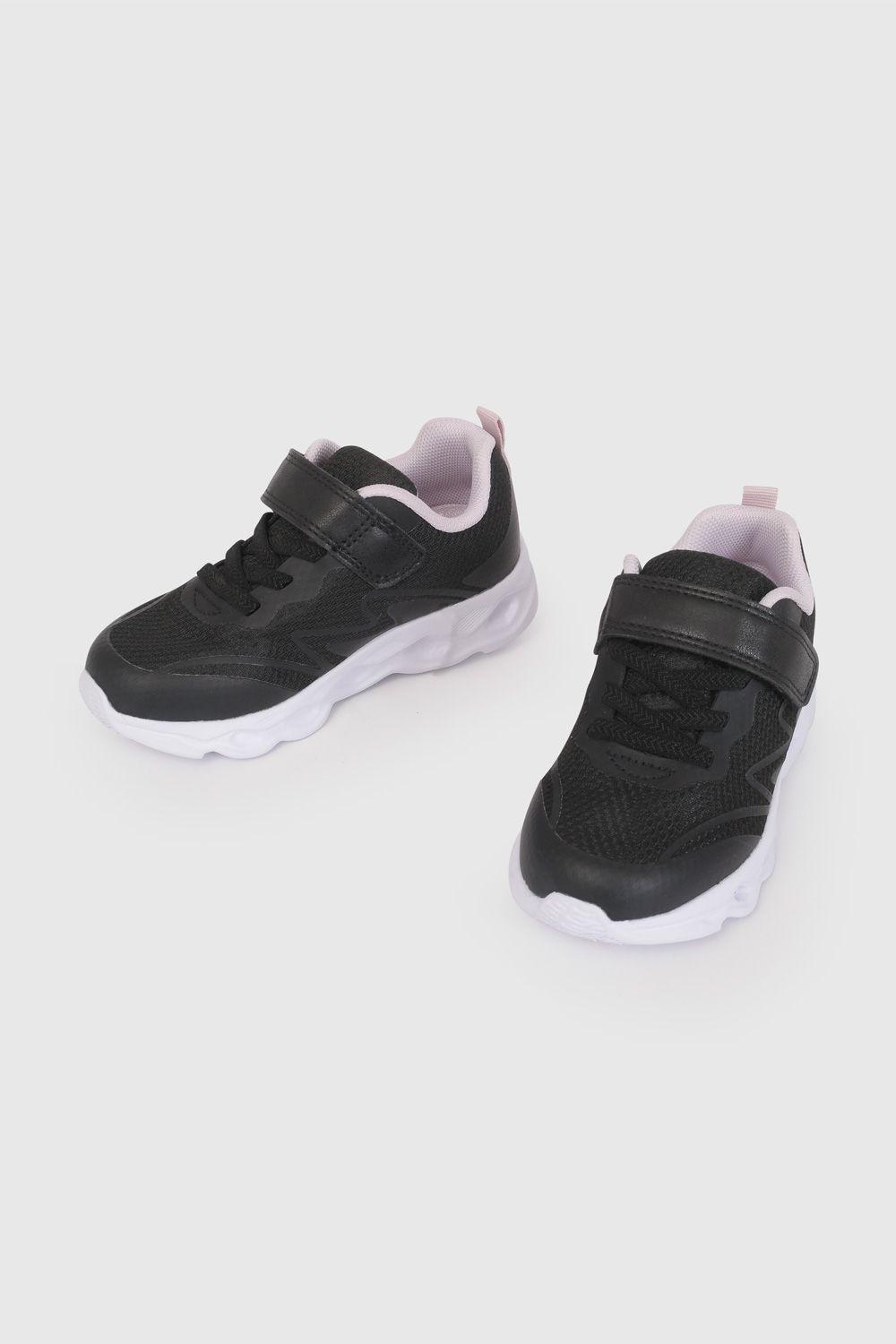 Zapatilla de Luces Negra 47060301V26-3