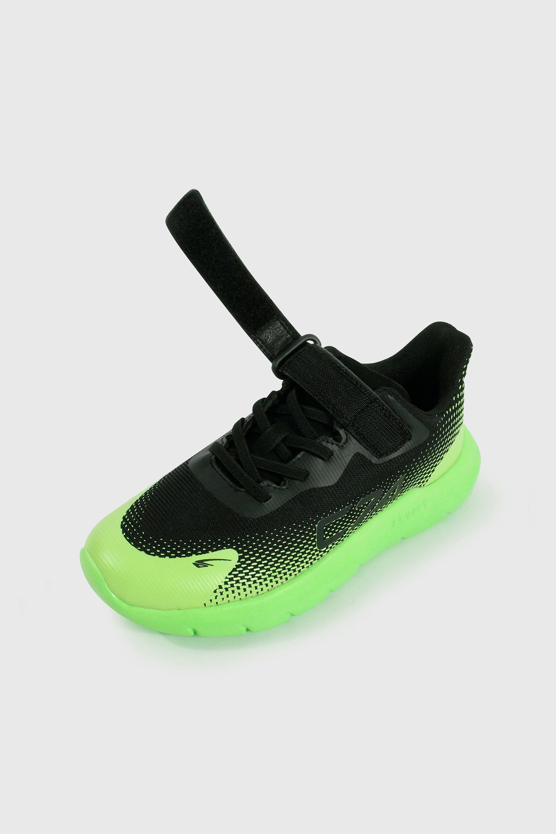 Zapatilla Sport de Niño Negro Caña Baja con Velcro y Cordón-5