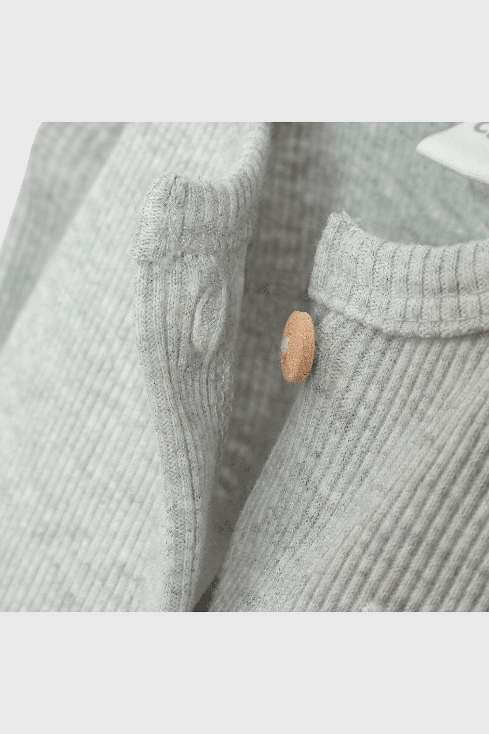 Conjunto de Algodón Gris con botón para bebé Unisex Estampa de Osito-2