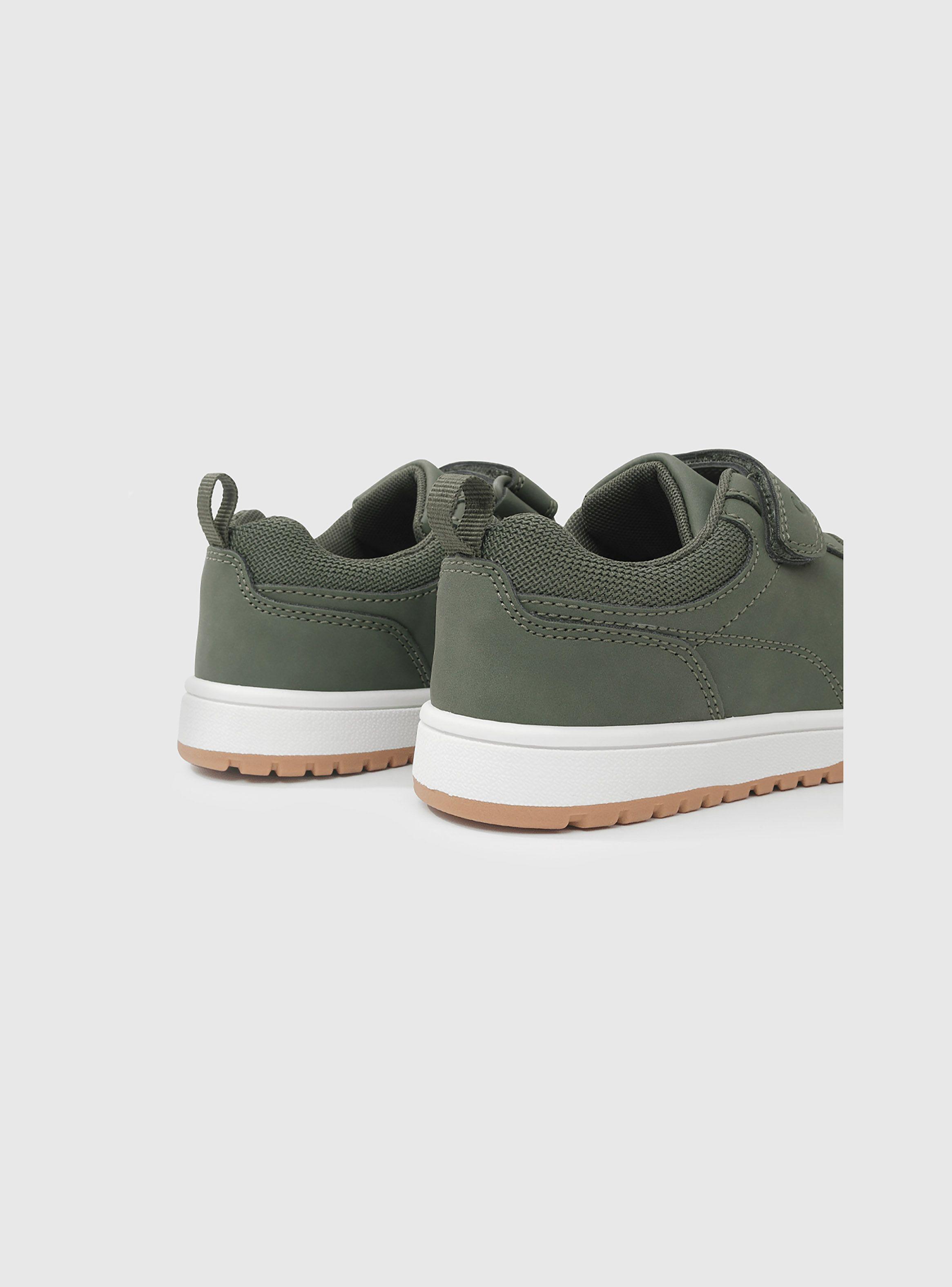 Zapatilla urbana Niño Verde 53560 COLLOKY-4