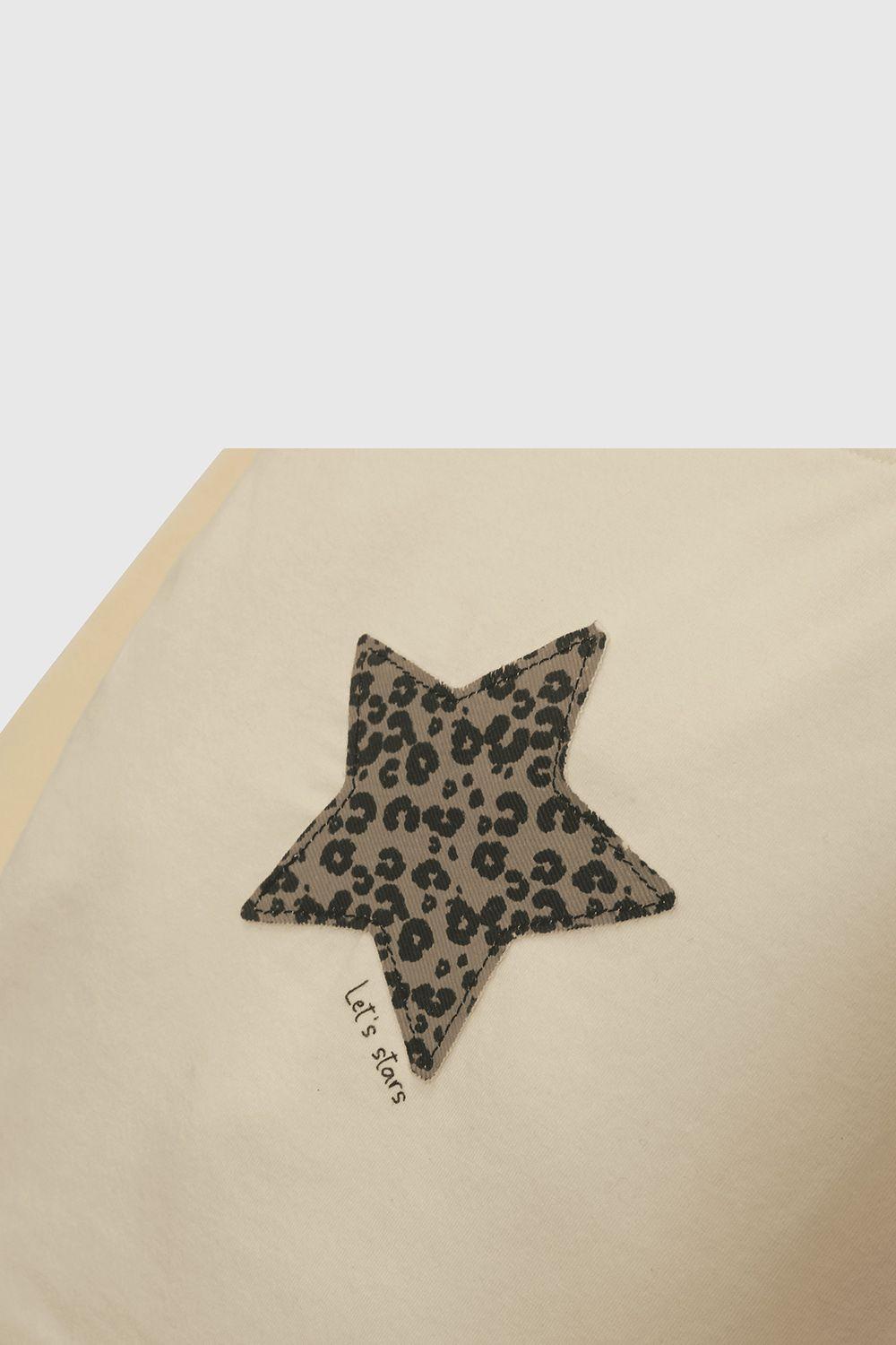 Polera Blanca Aplicación Estrella de Animal Print-2