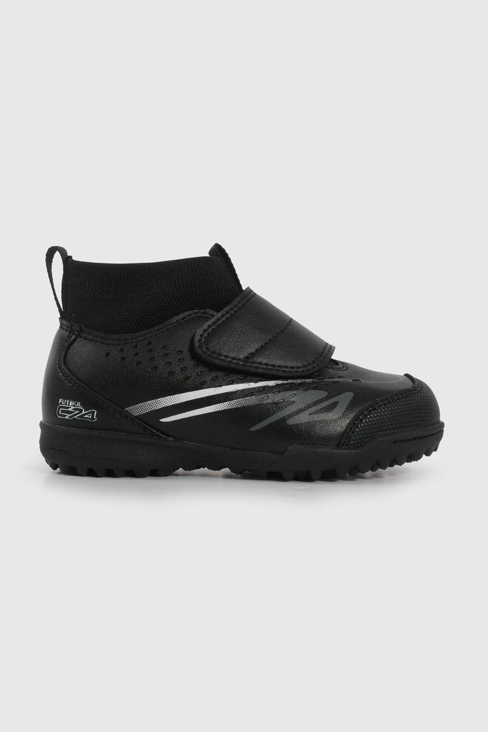 Zapatilla de Futbol Negra 48670201V26-1