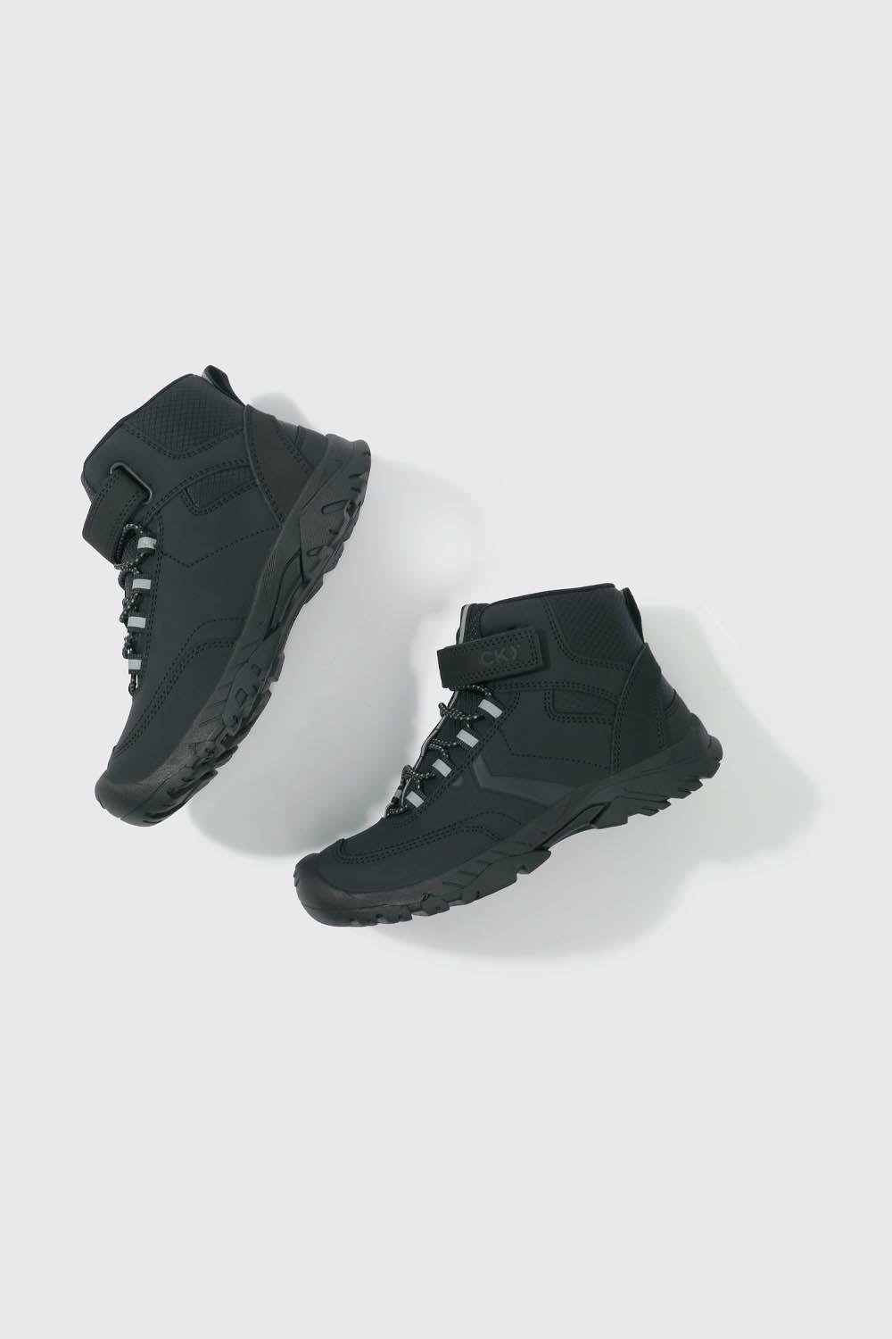 Botín Escolar Negro con Velcro Niño-3