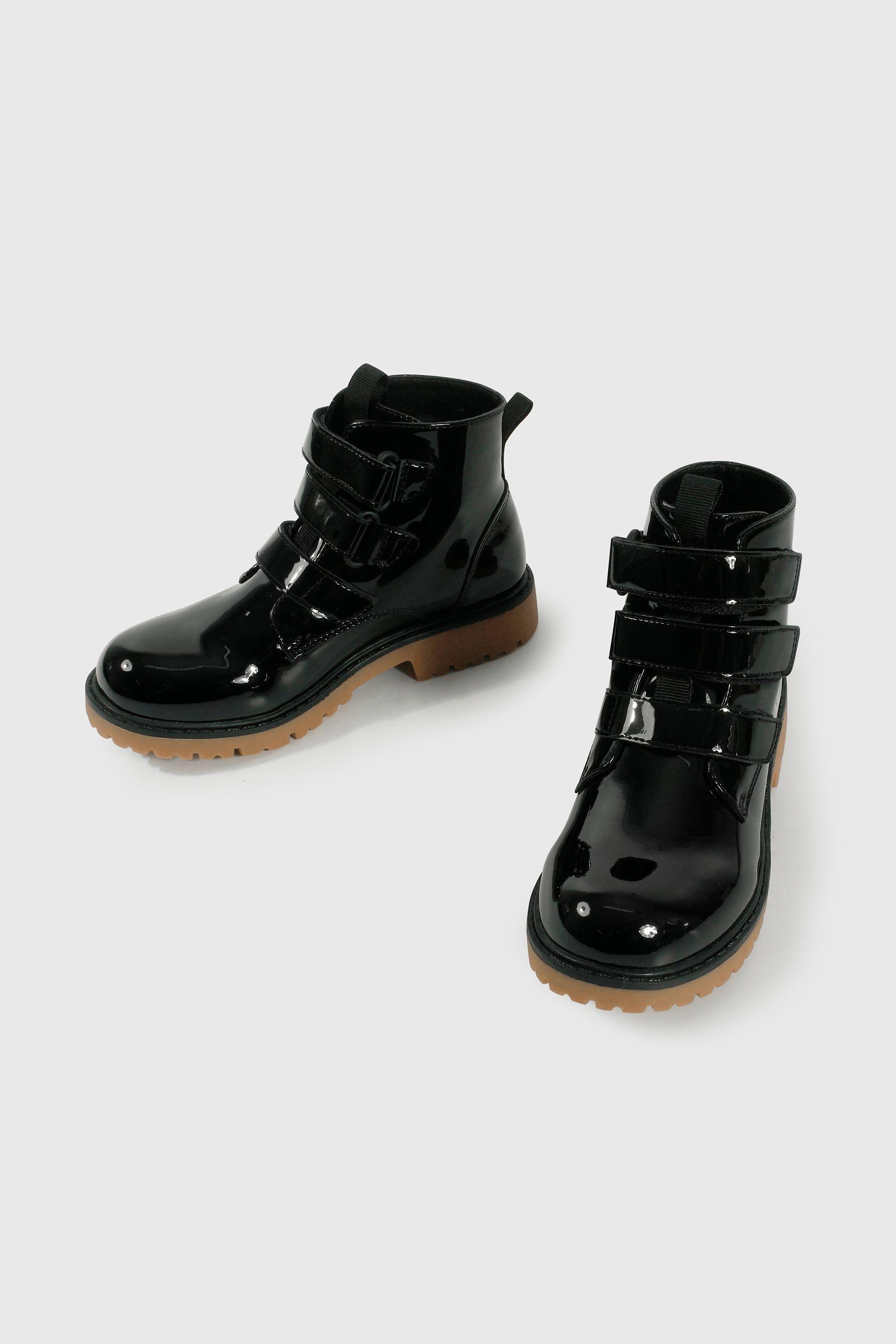 Bootie de Niña Negra Caña Media con Velcro-3