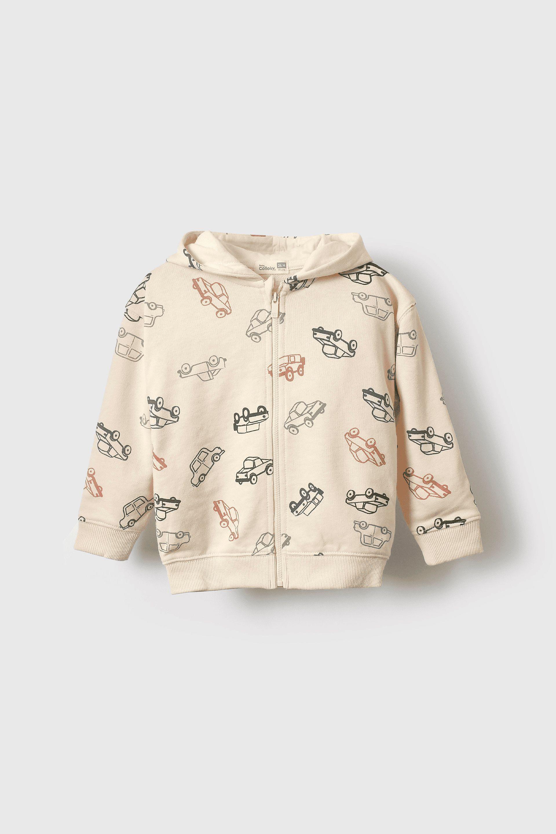 Polerón crema con autos para niños, estilo y comodidad-0