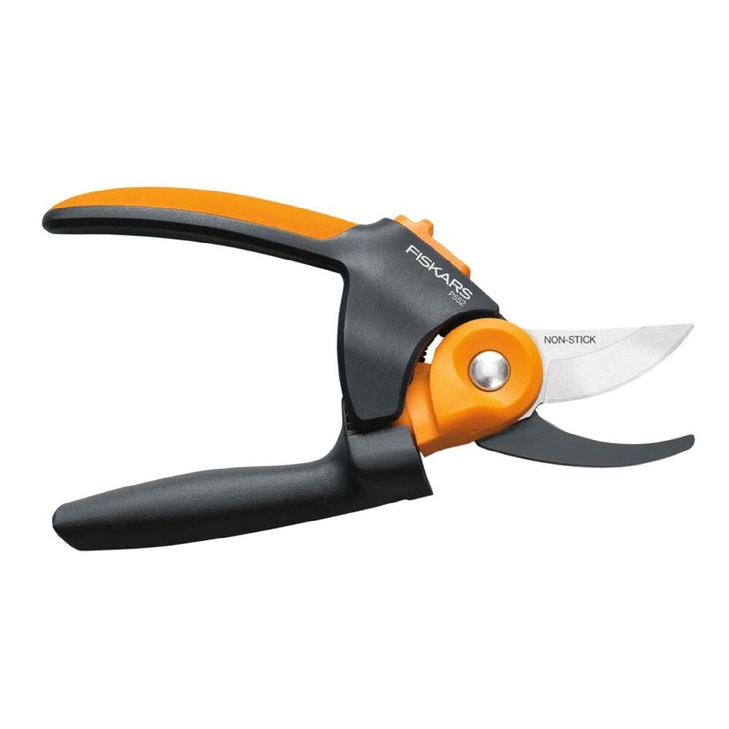Tijera De Podar Fiskars PowerGear2 Mango Giratorio-6