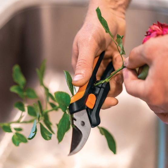 Tijera de podar para flores Easy Action™  FISKARS-3