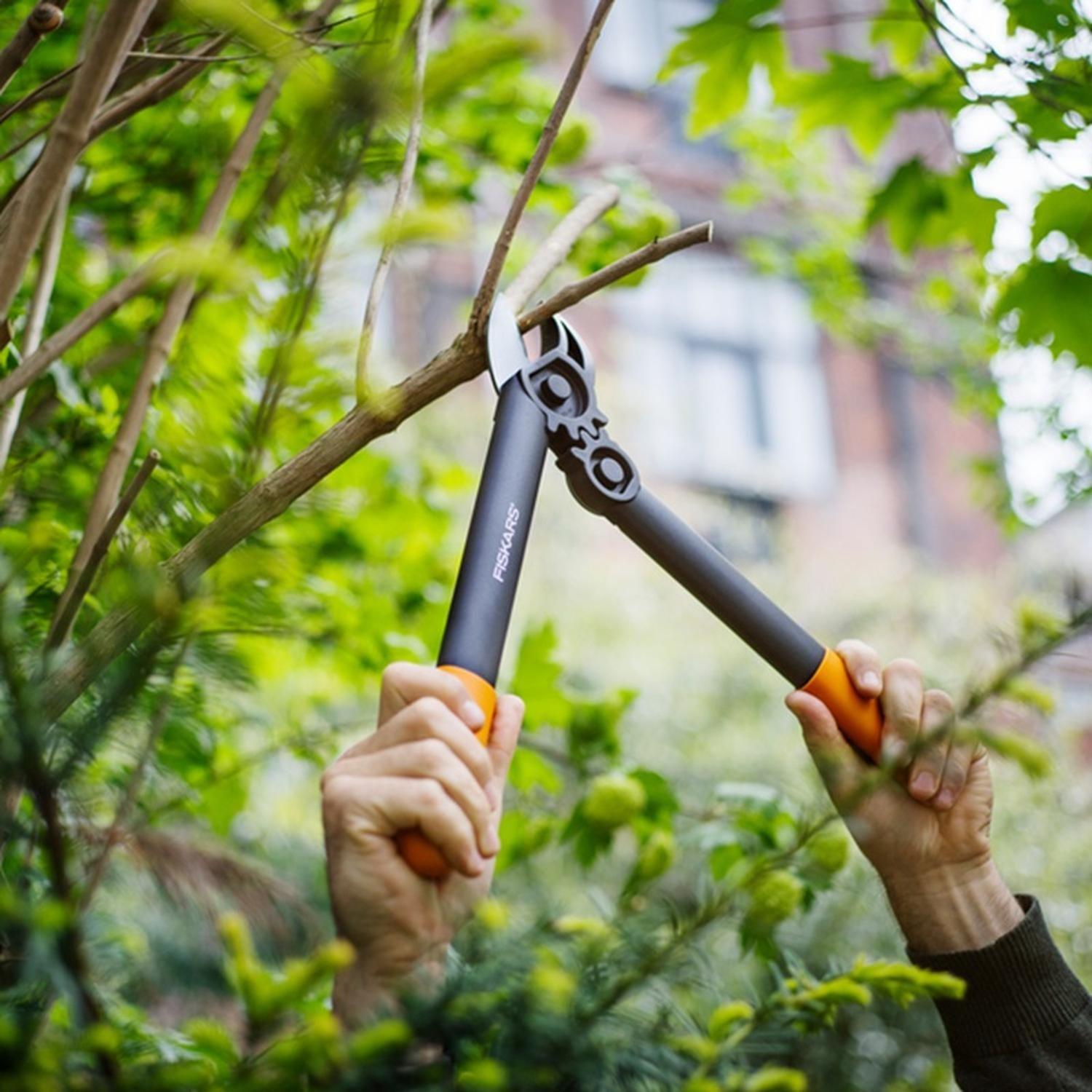 Tijerón de podar Cortarramas PowerGear Fiskars-5