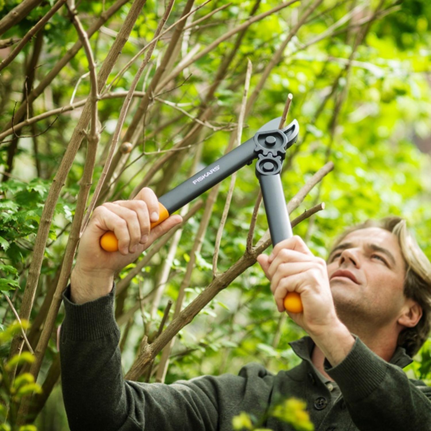 Tijerón de podar Cortarramas PowerGear Fiskars-7