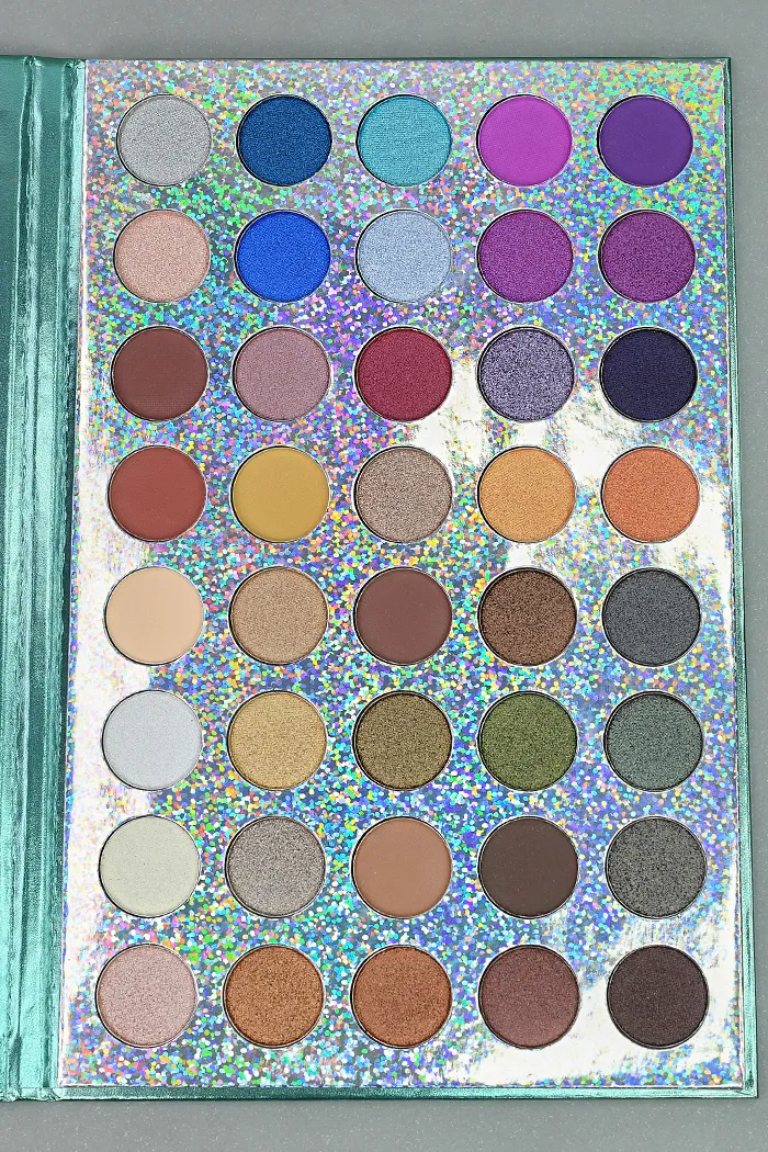 PALETA DE SOMBRAS 40 COLORES DOLCE BELLA-2
