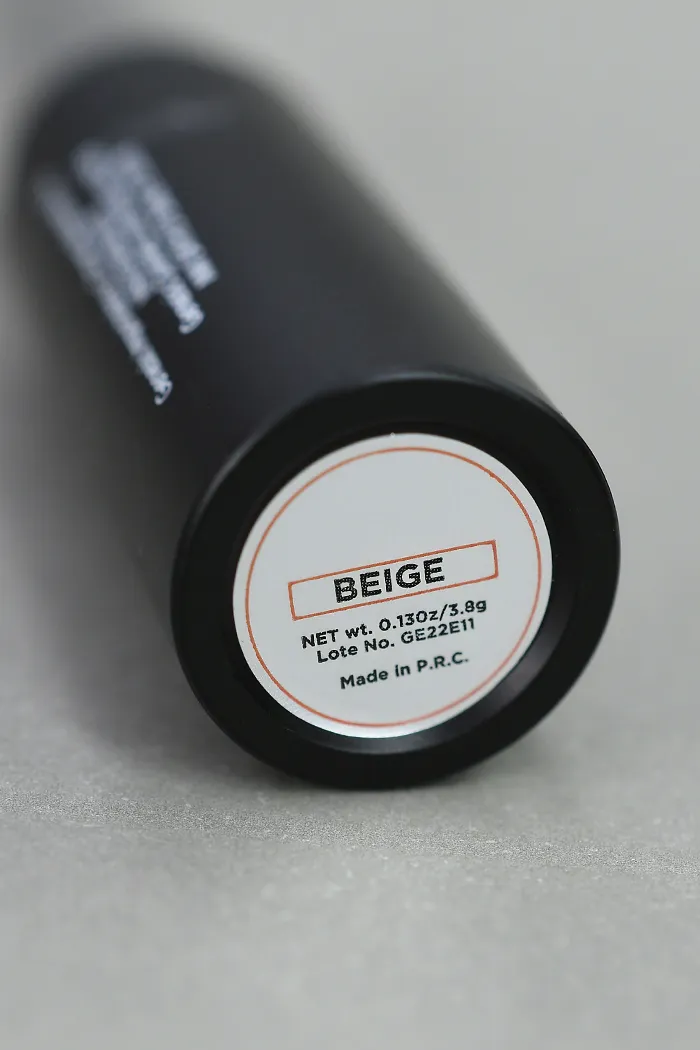 CORRECTOR DE OJERAS EN BARRA TONO BEIGE DOLCE BELLA-2