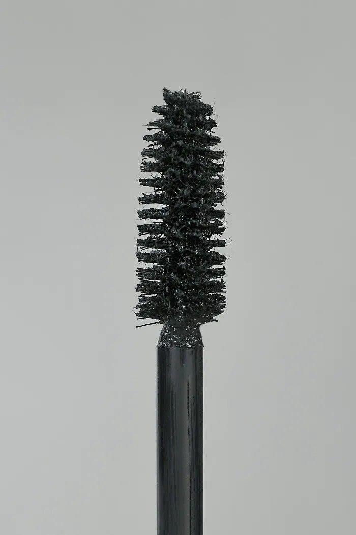 MASCARA DE PESTAÑAS FIBER LASH DOLCE BELLA-2